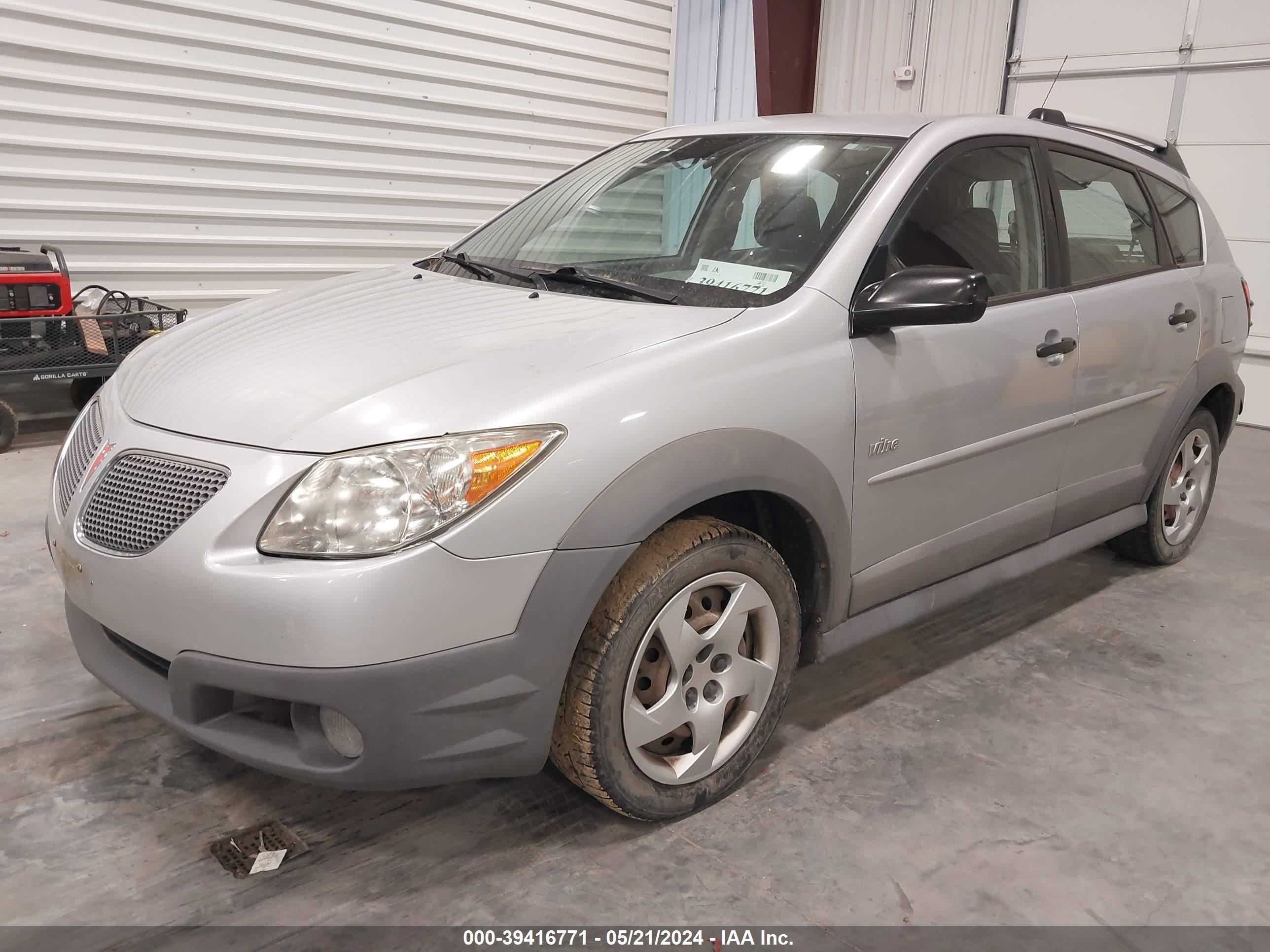 Photo 1 VIN: 5Y2SL658X8Z404173 - PONTIAC VIBE 