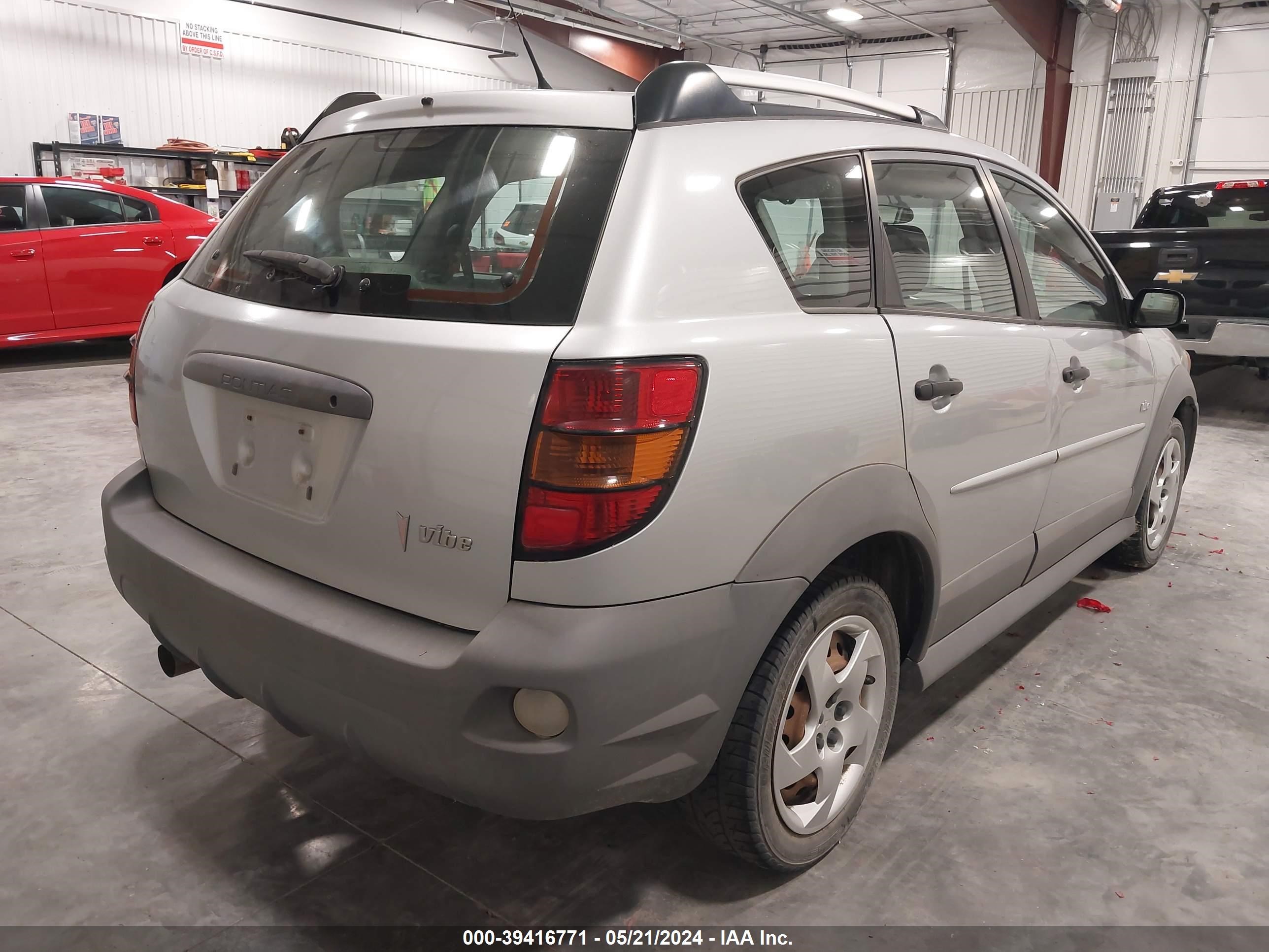 Photo 3 VIN: 5Y2SL658X8Z404173 - PONTIAC VIBE 