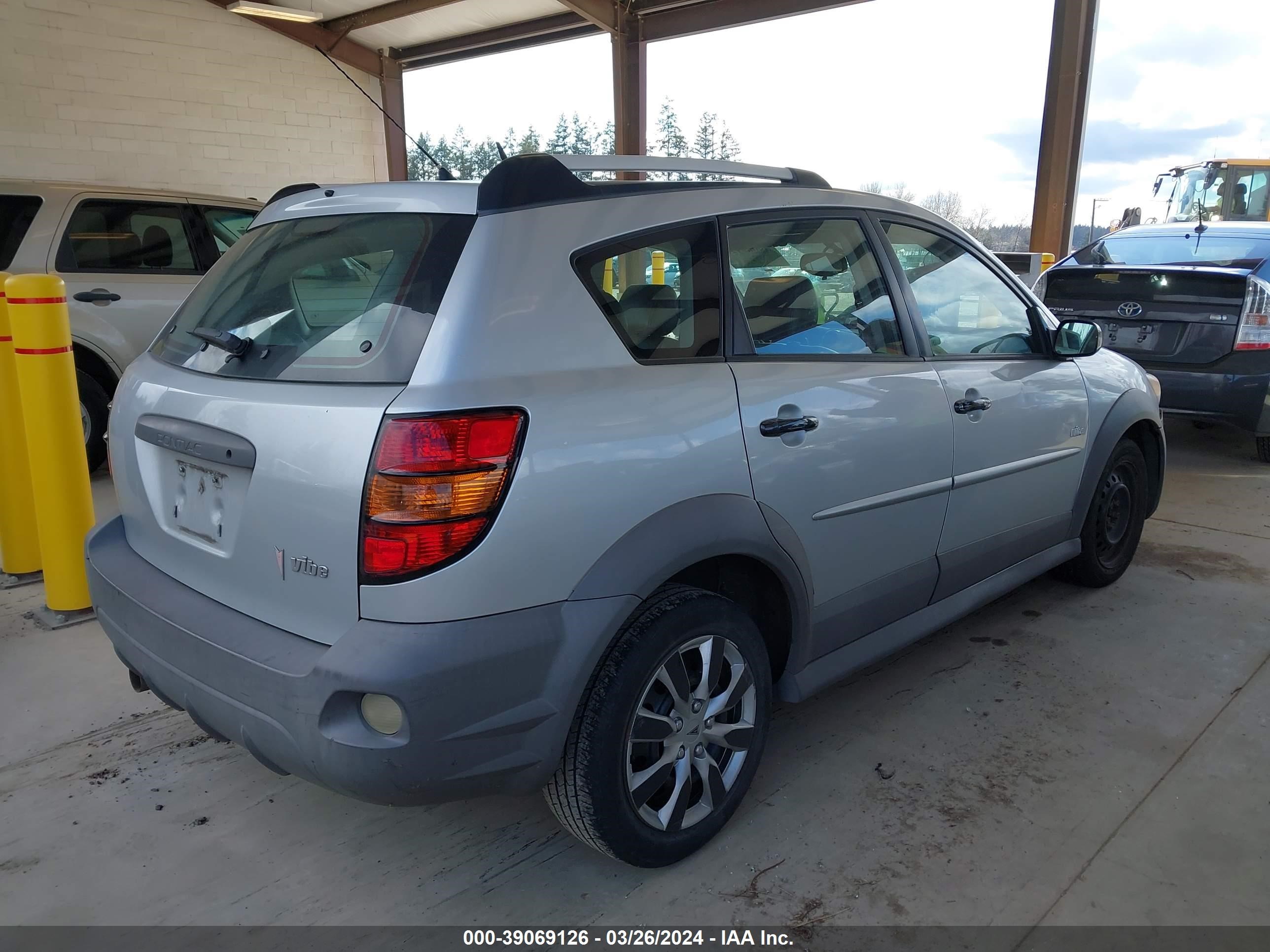 Photo 3 VIN: 5Y2SL67806Z412440 - PONTIAC VIBE 