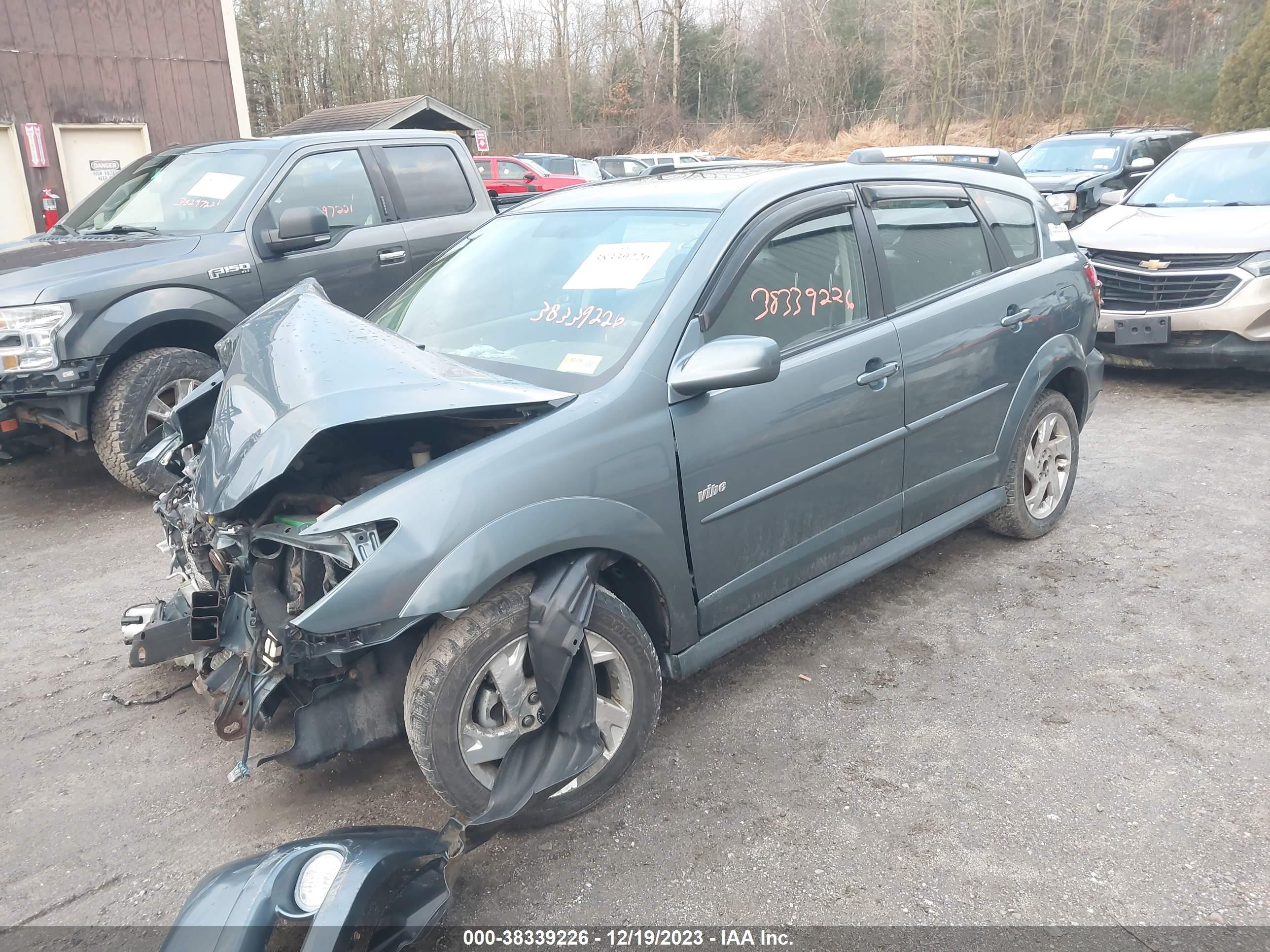 Photo 1 VIN: 5Y2SL67846Z429242 - PONTIAC VIBE 