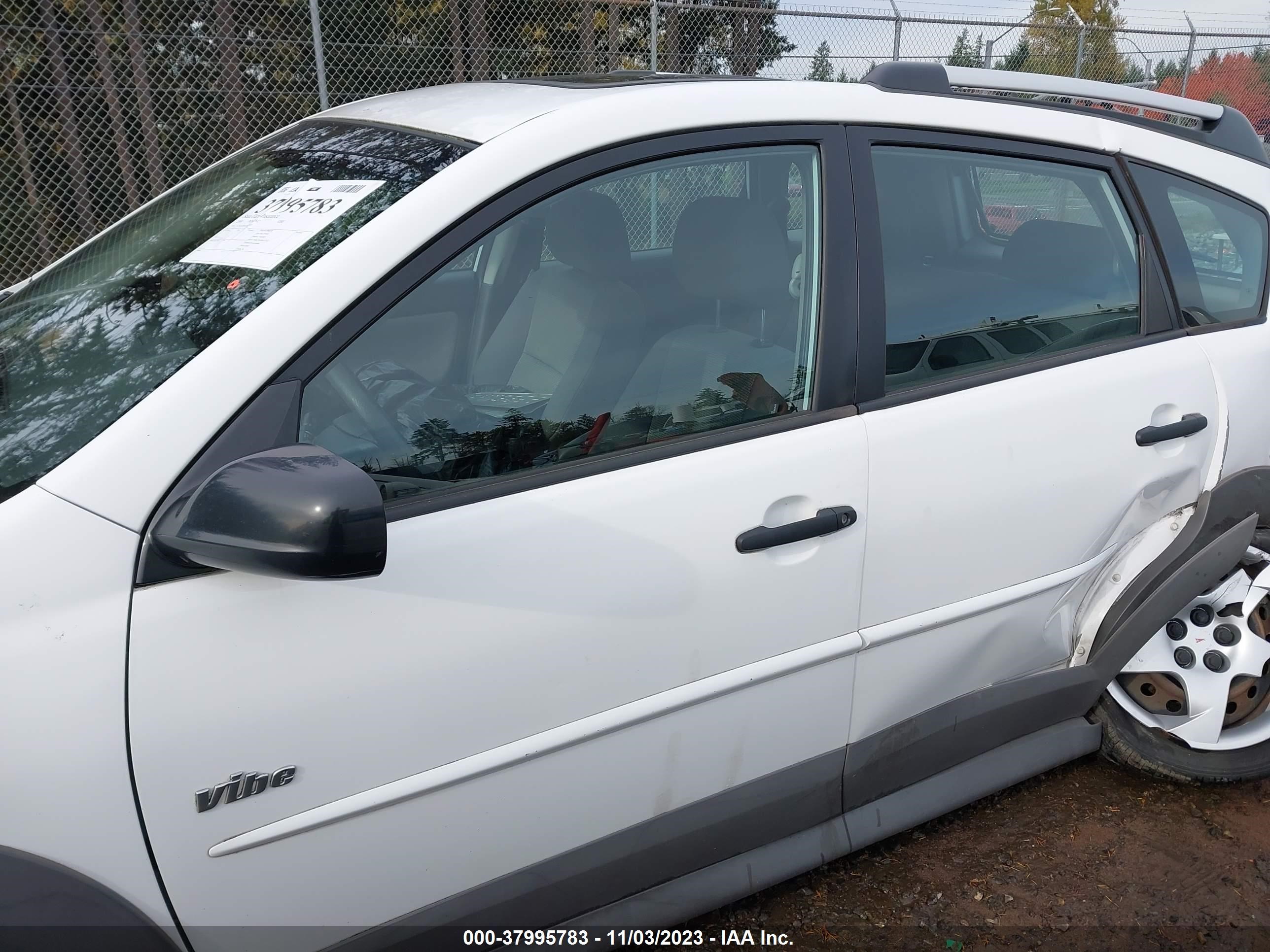 Photo 13 VIN: 5Y2SL67878Z419128 - PONTIAC VIBE 