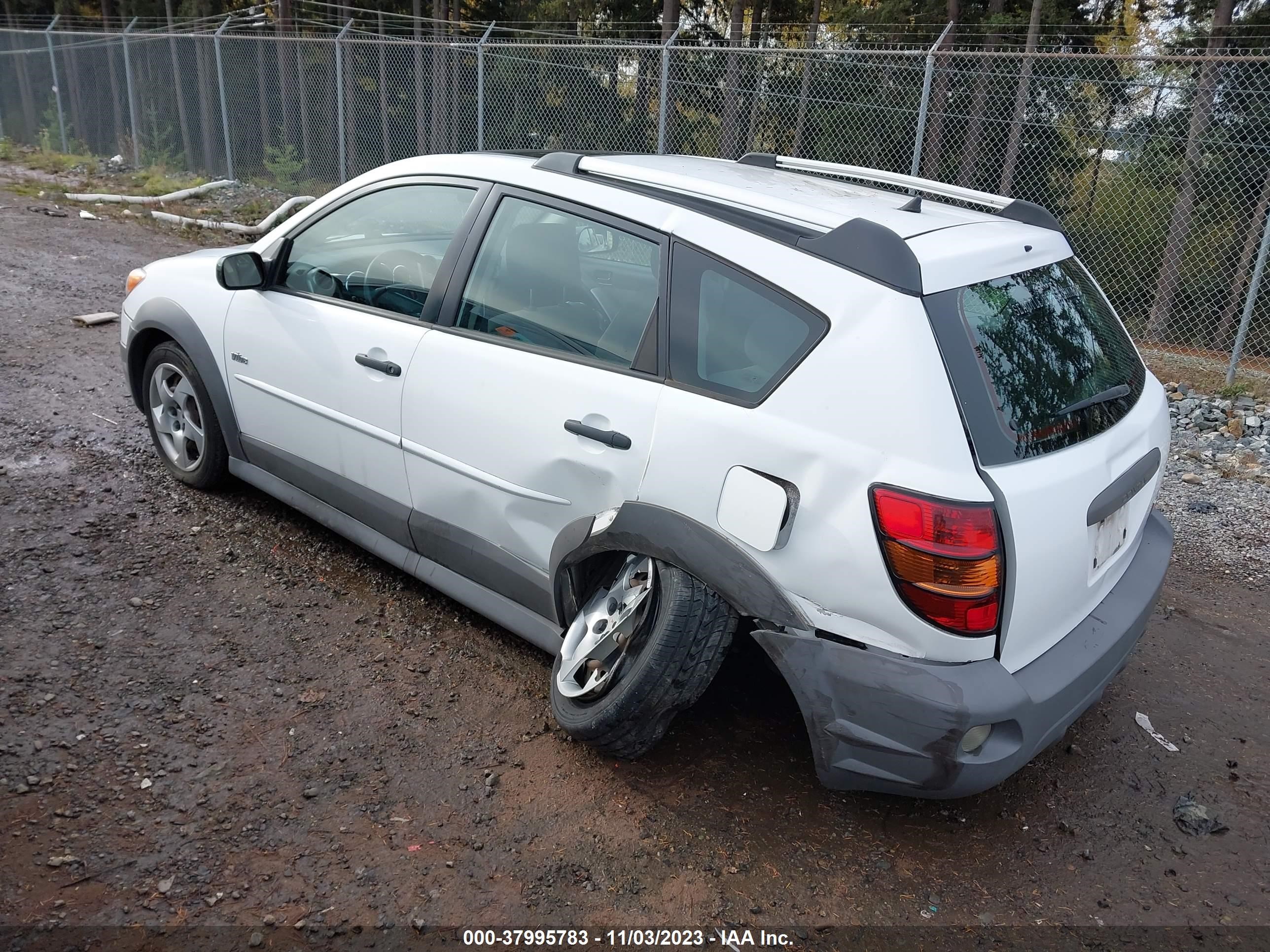 Photo 2 VIN: 5Y2SL67878Z419128 - PONTIAC VIBE 