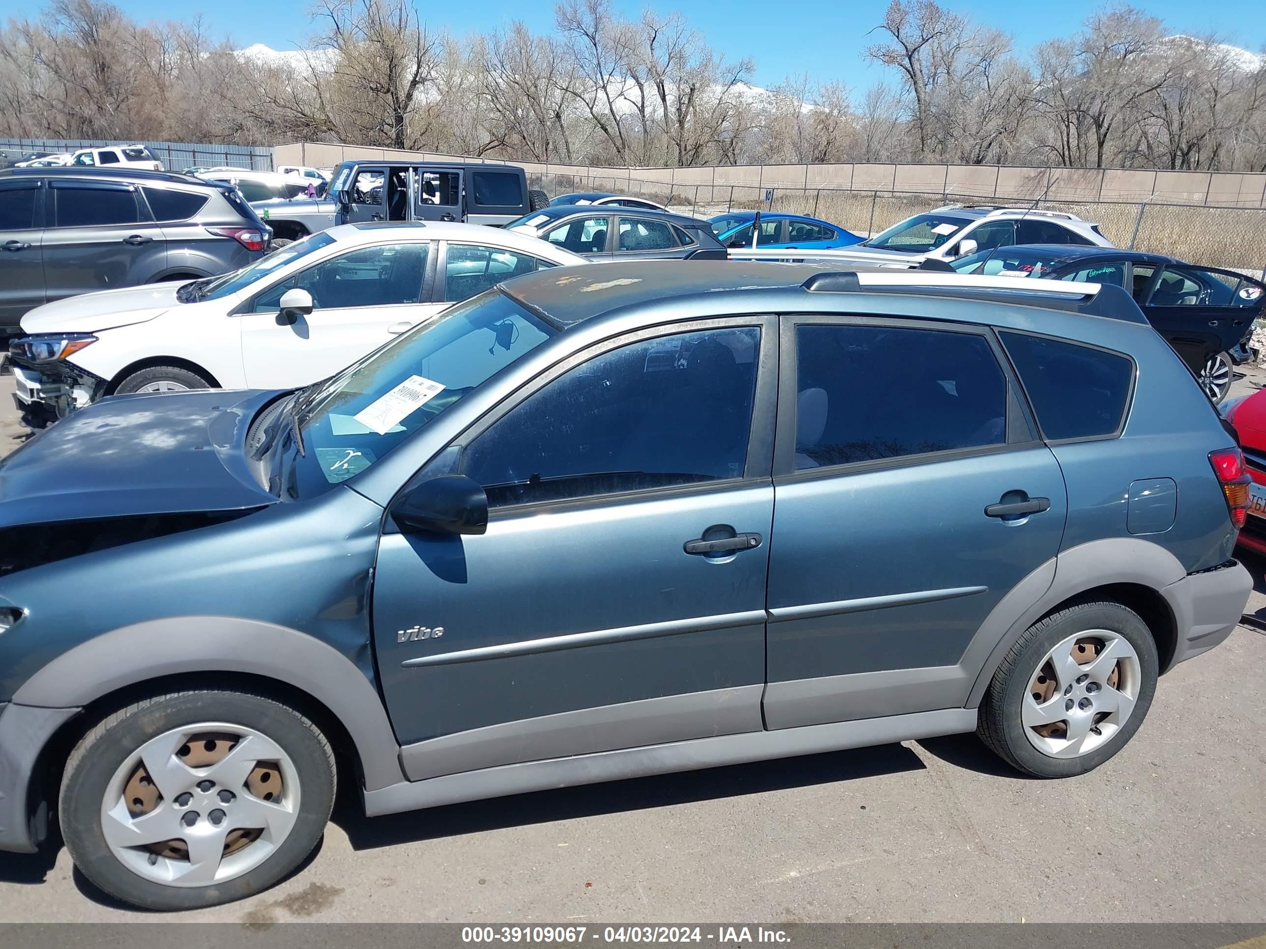 Photo 13 VIN: 5Y2SL67886Z463121 - PONTIAC VIBE 