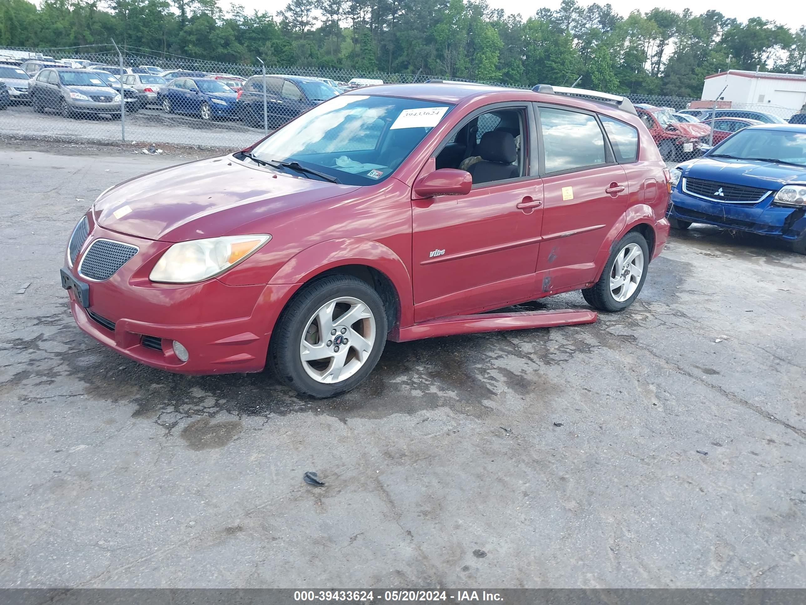 Photo 1 VIN: 5Y2SL678X6Z410047 - PONTIAC VIBE 