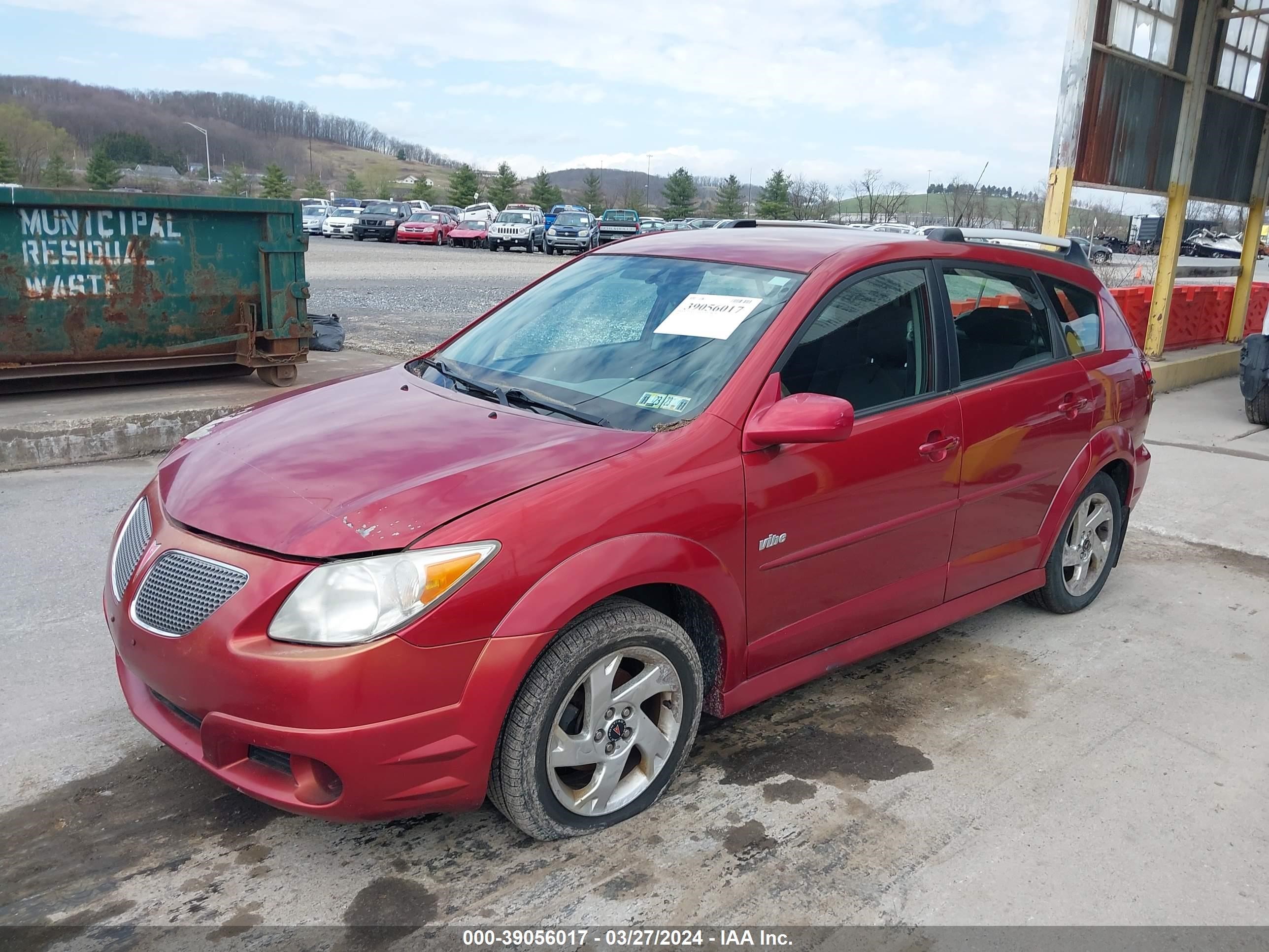 Photo 1 VIN: 5Y2SL678X8Z418779 - PONTIAC VIBE 