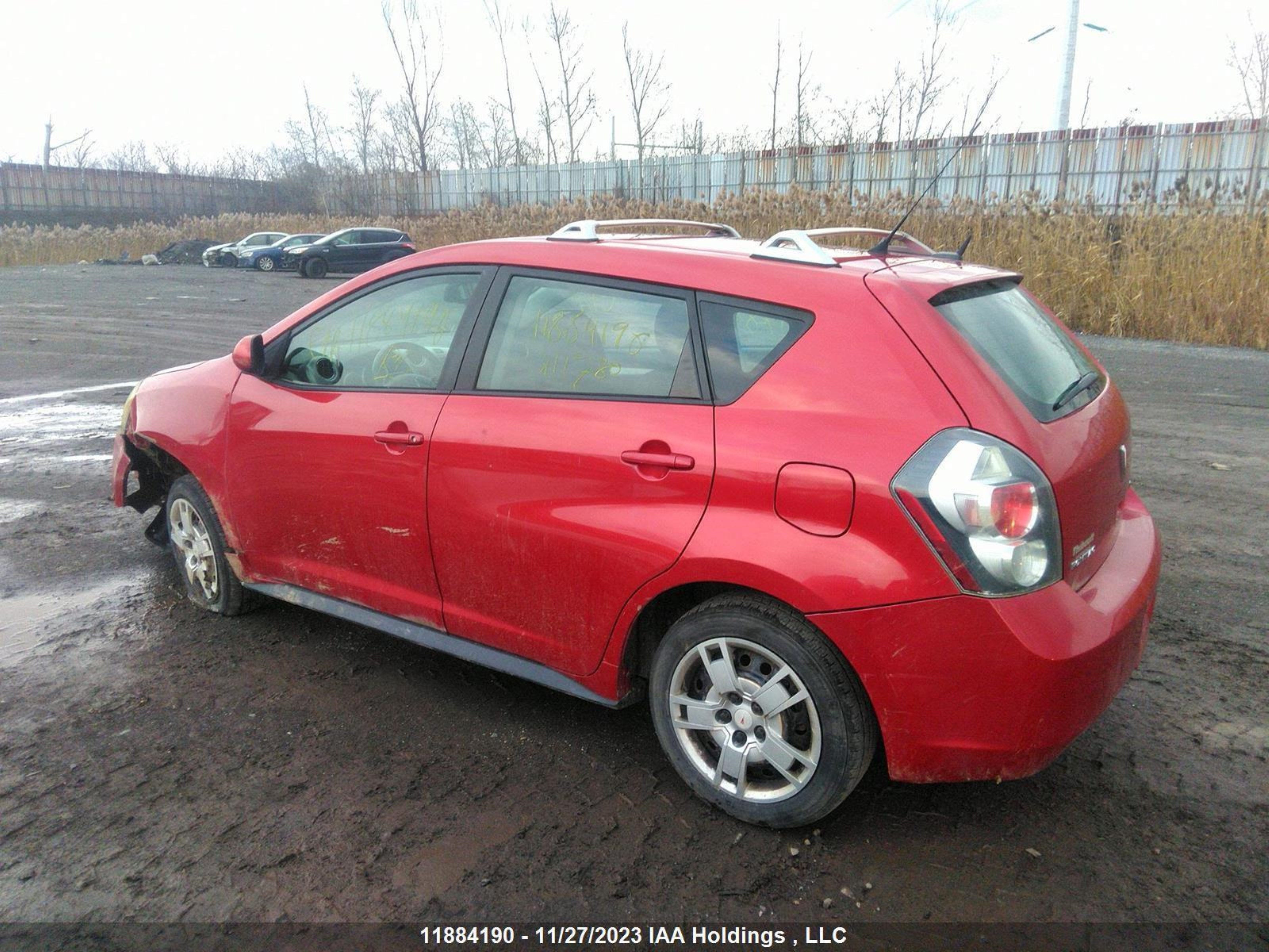 Photo 2 VIN: 5Y2SL6E00AZ411780 - PONTIAC VIBE 