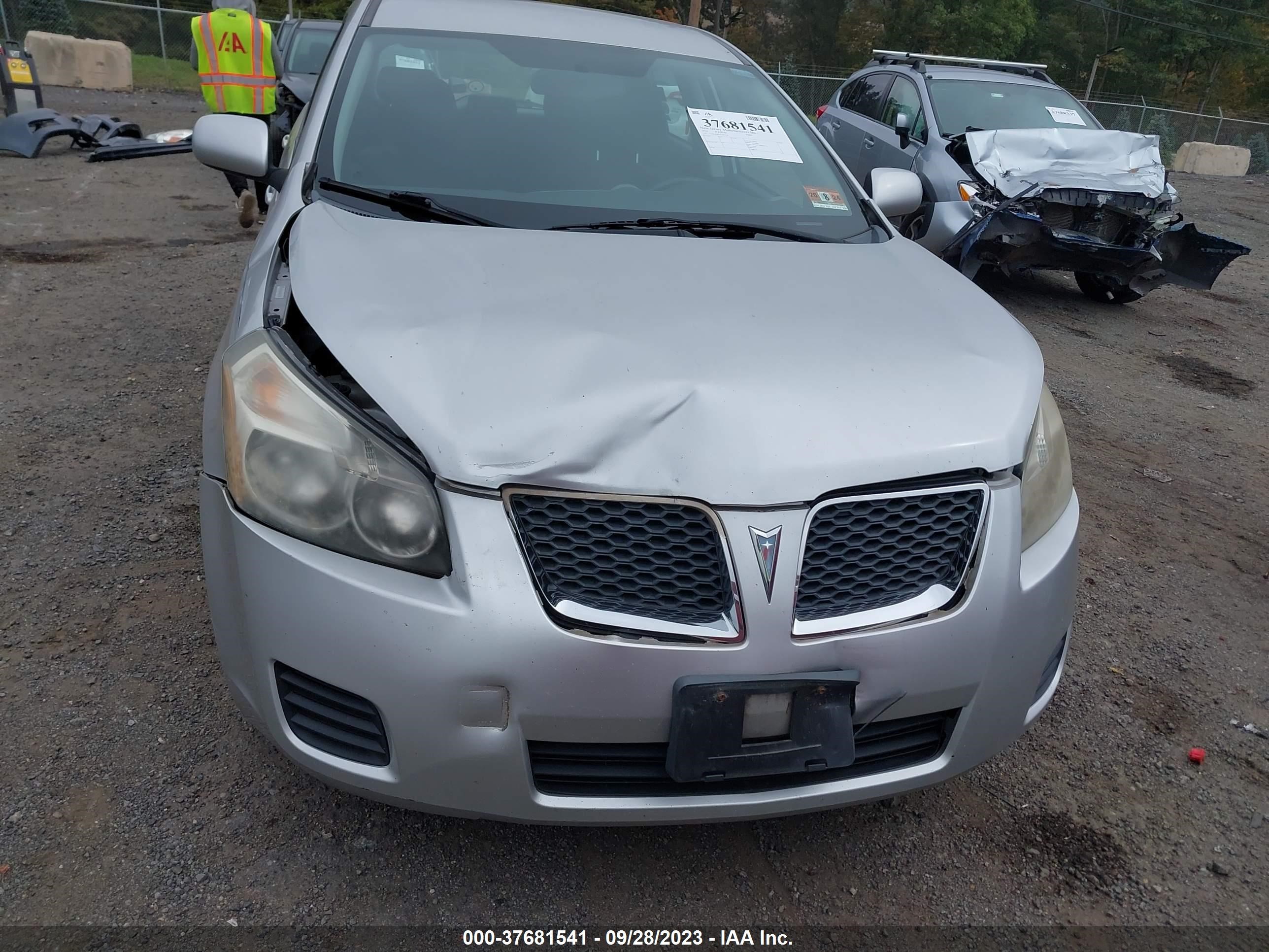 Photo 5 VIN: 5Y2SL6E84AZ402764 - PONTIAC VIBE 