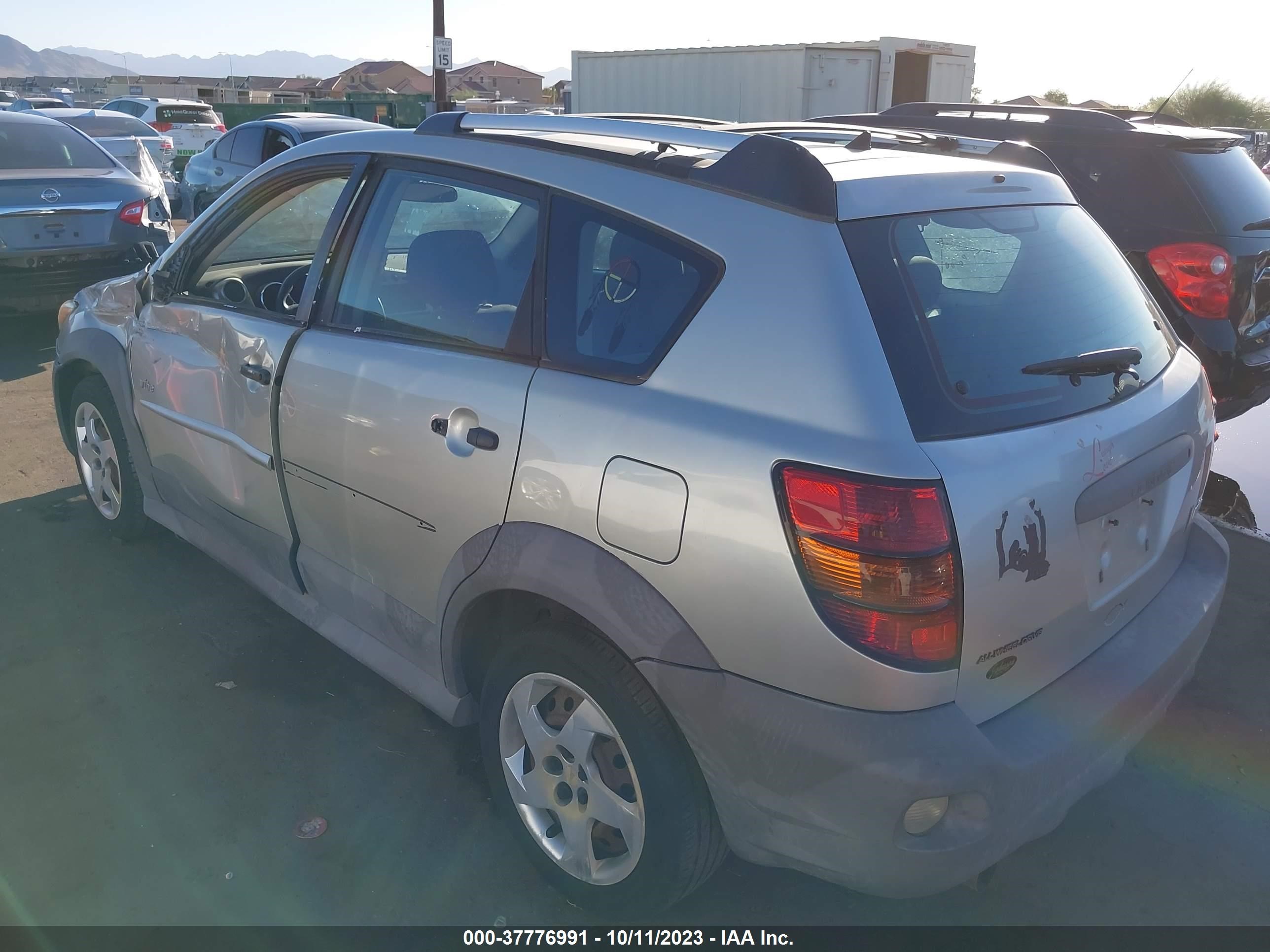 Photo 2 VIN: 5Y2SM62884Z402840 - PONTIAC VIBE 