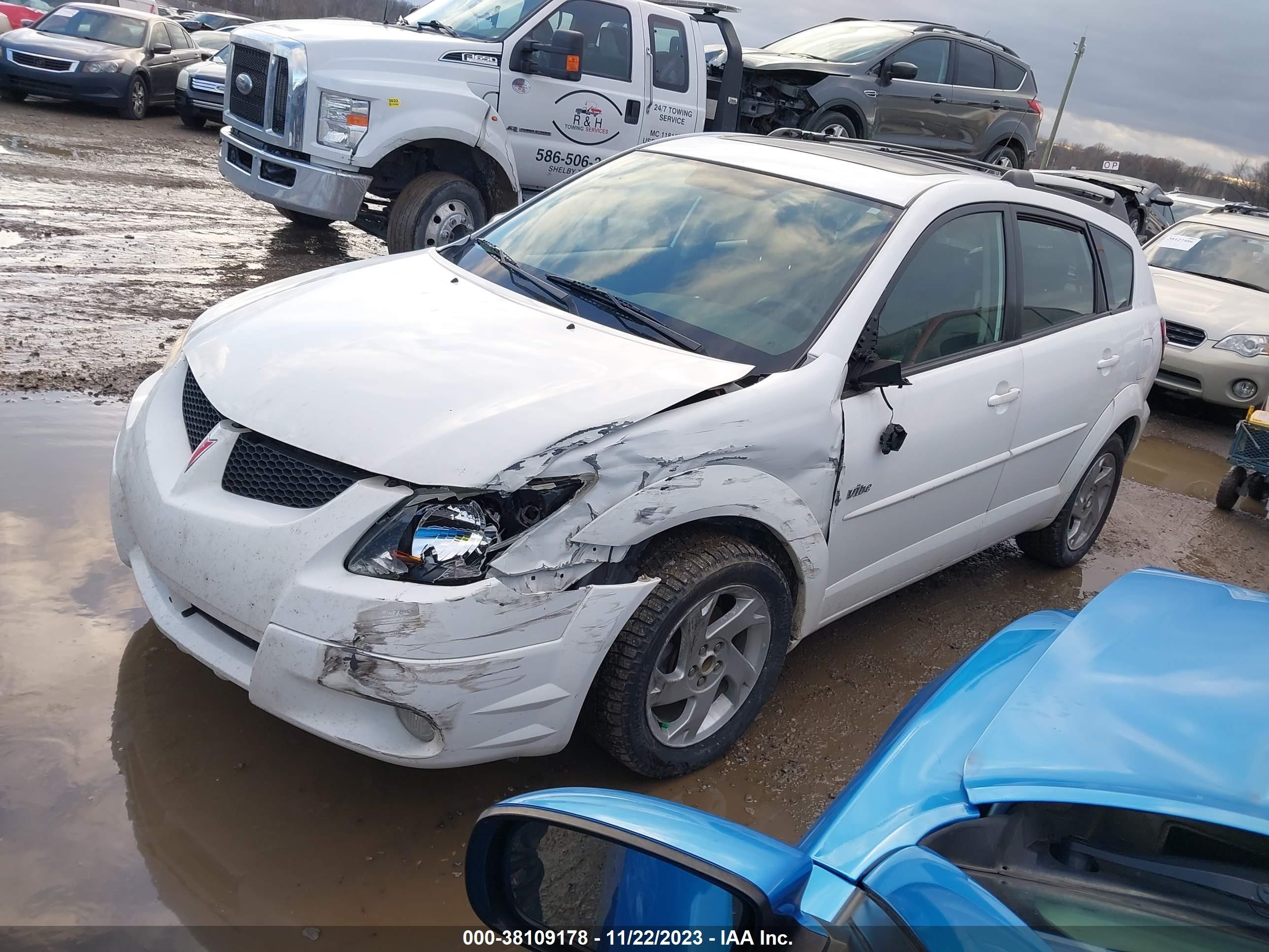 Photo 1 VIN: 5Y2SM64853Z463672 - PONTIAC VIBE 