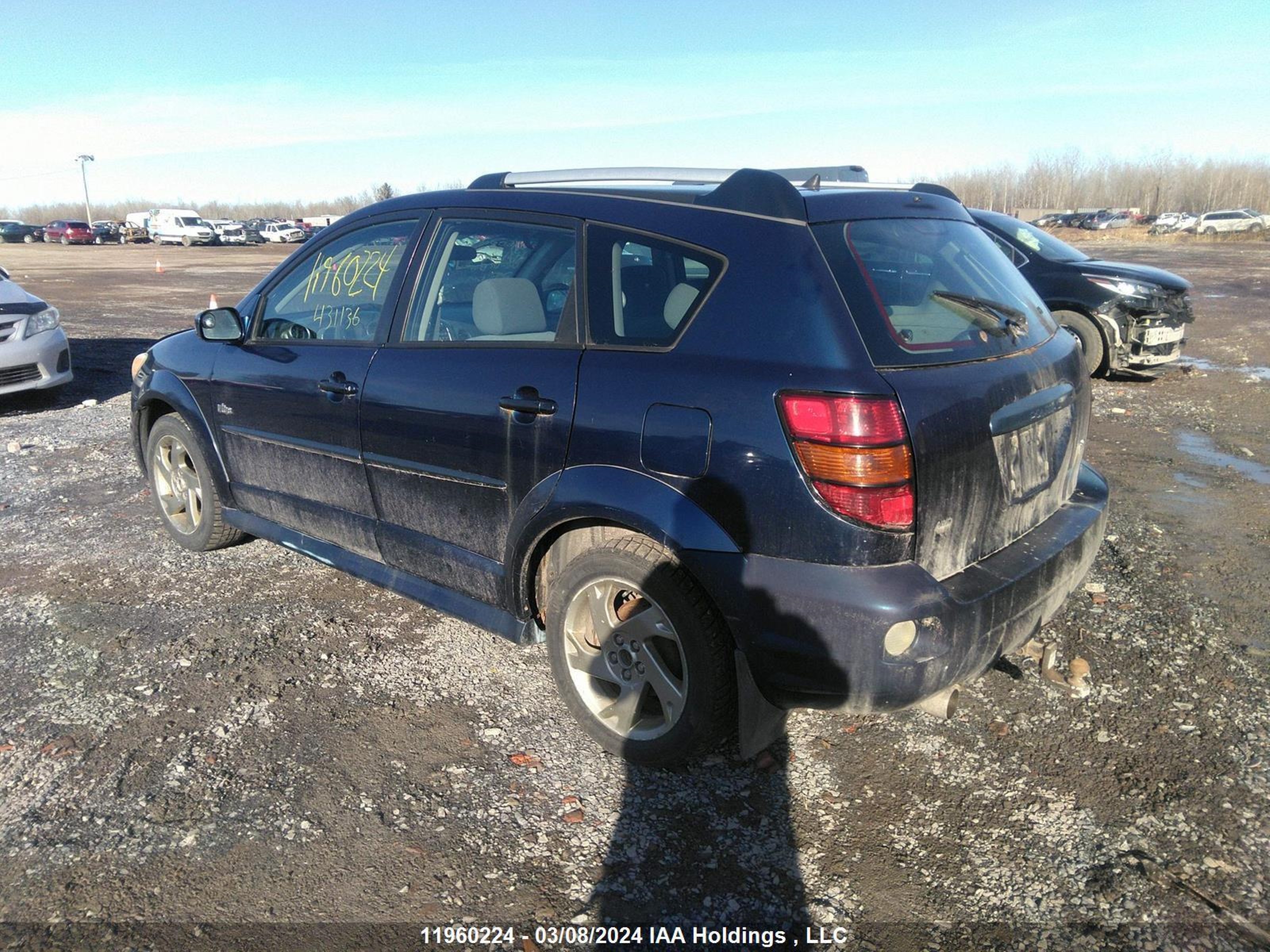 Photo 2 VIN: 5Y2SM65846Z431136 - PONTIAC VIBE 