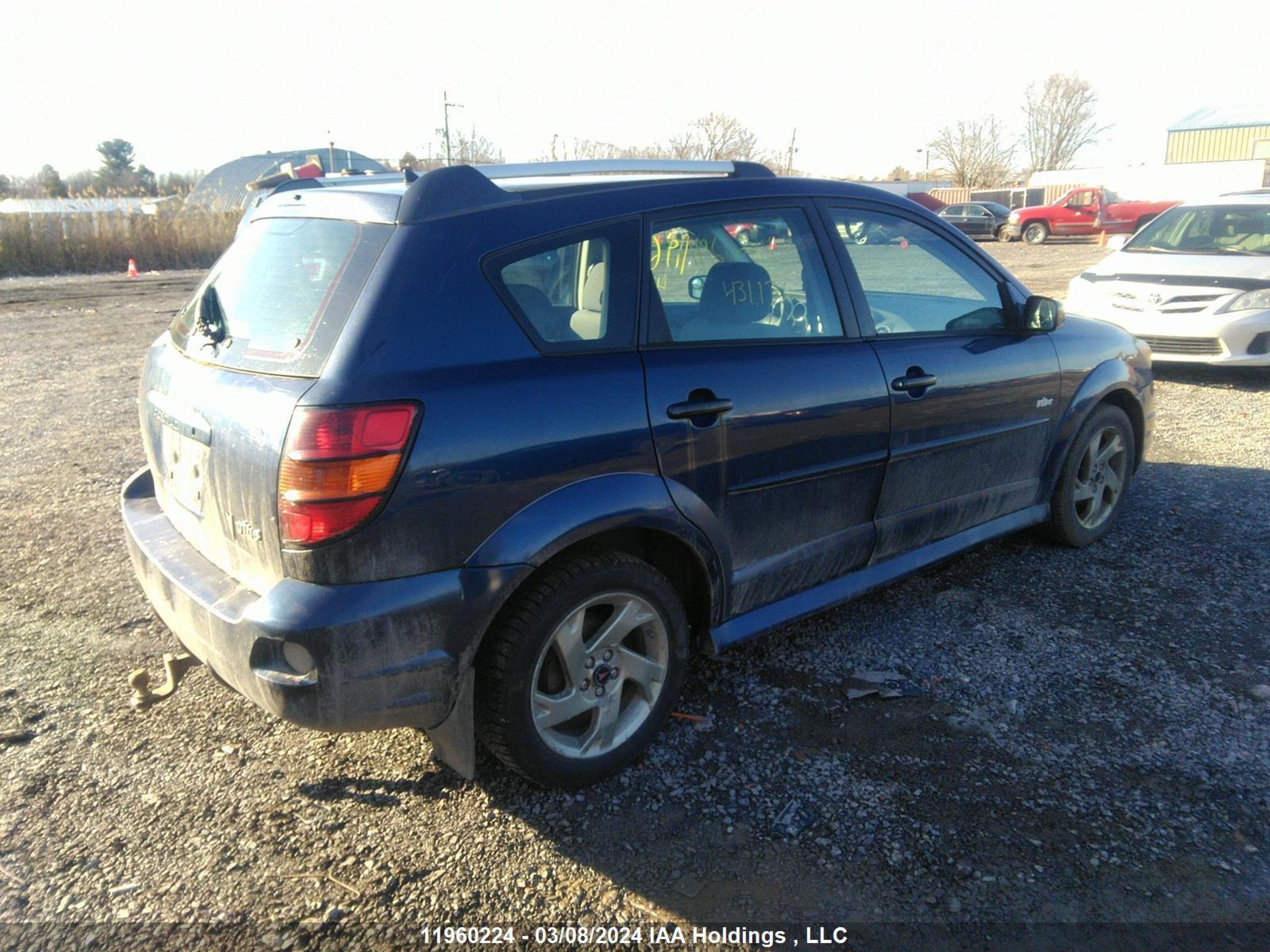 Photo 3 VIN: 5Y2SM65846Z431136 - PONTIAC VIBE 