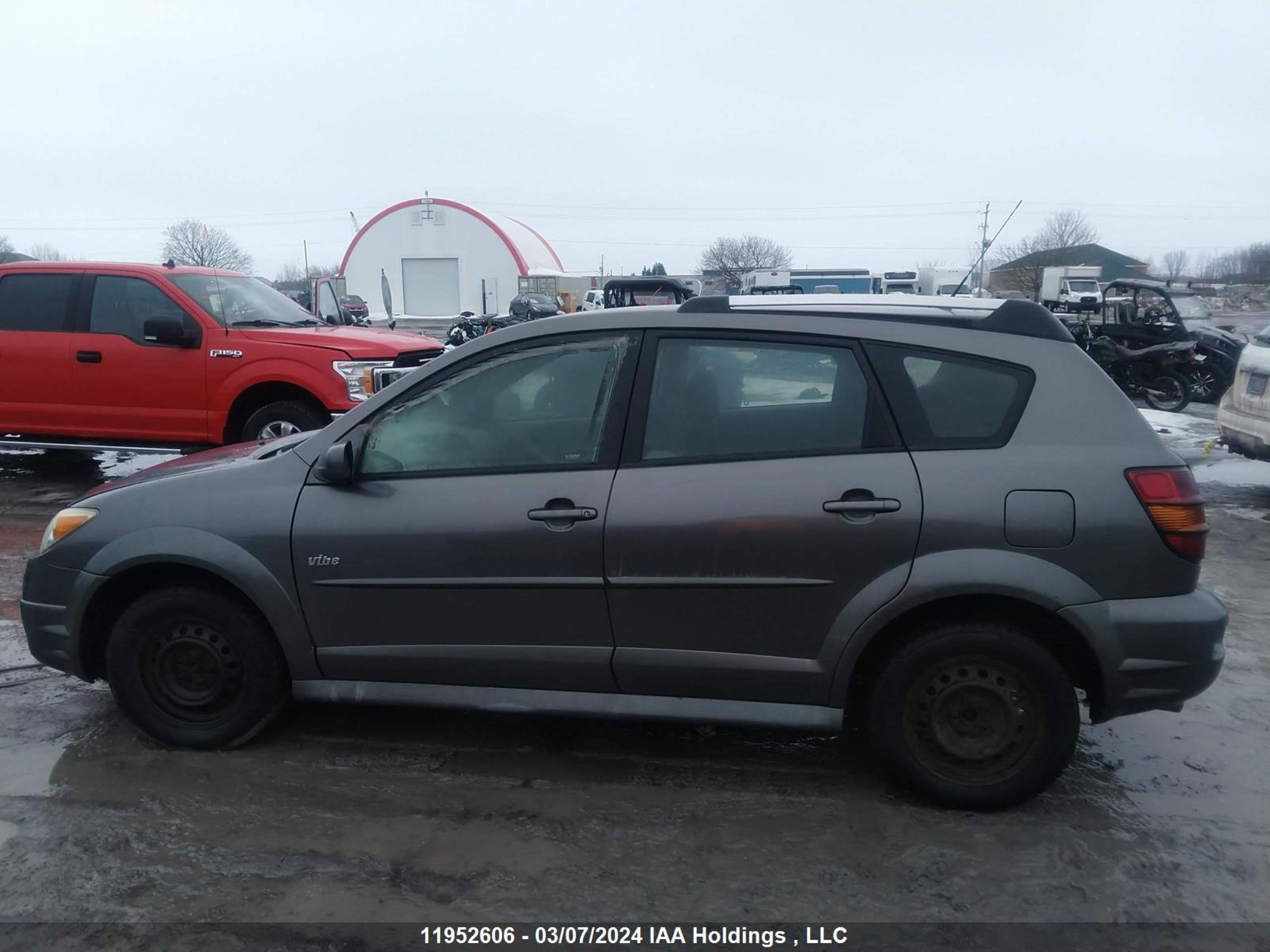 Photo 13 VIN: 5Y2SM65886Z407311 - PONTIAC VIBE 