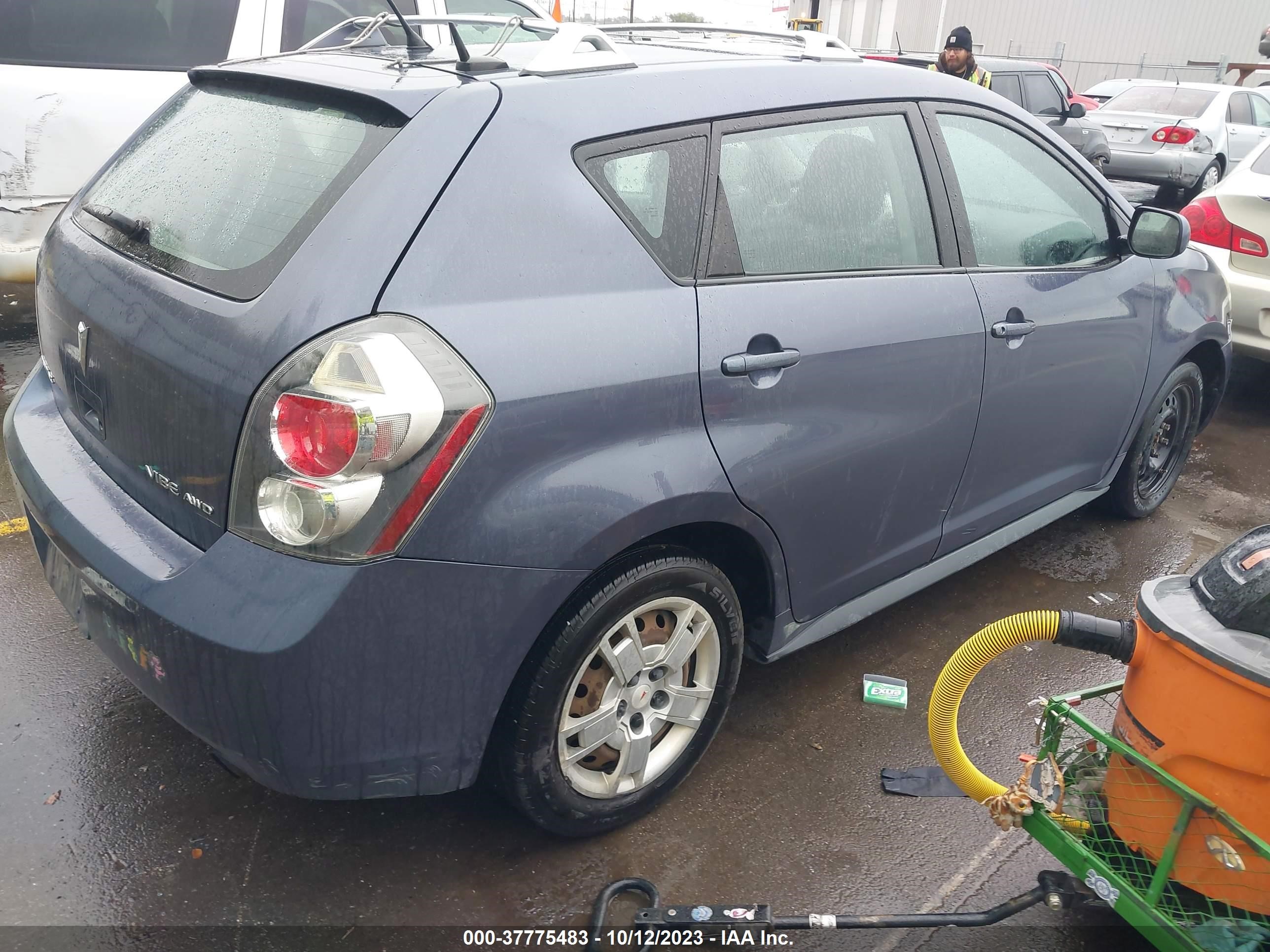 Photo 3 VIN: 5Y2SM67099Z414022 - PONTIAC VIBE 