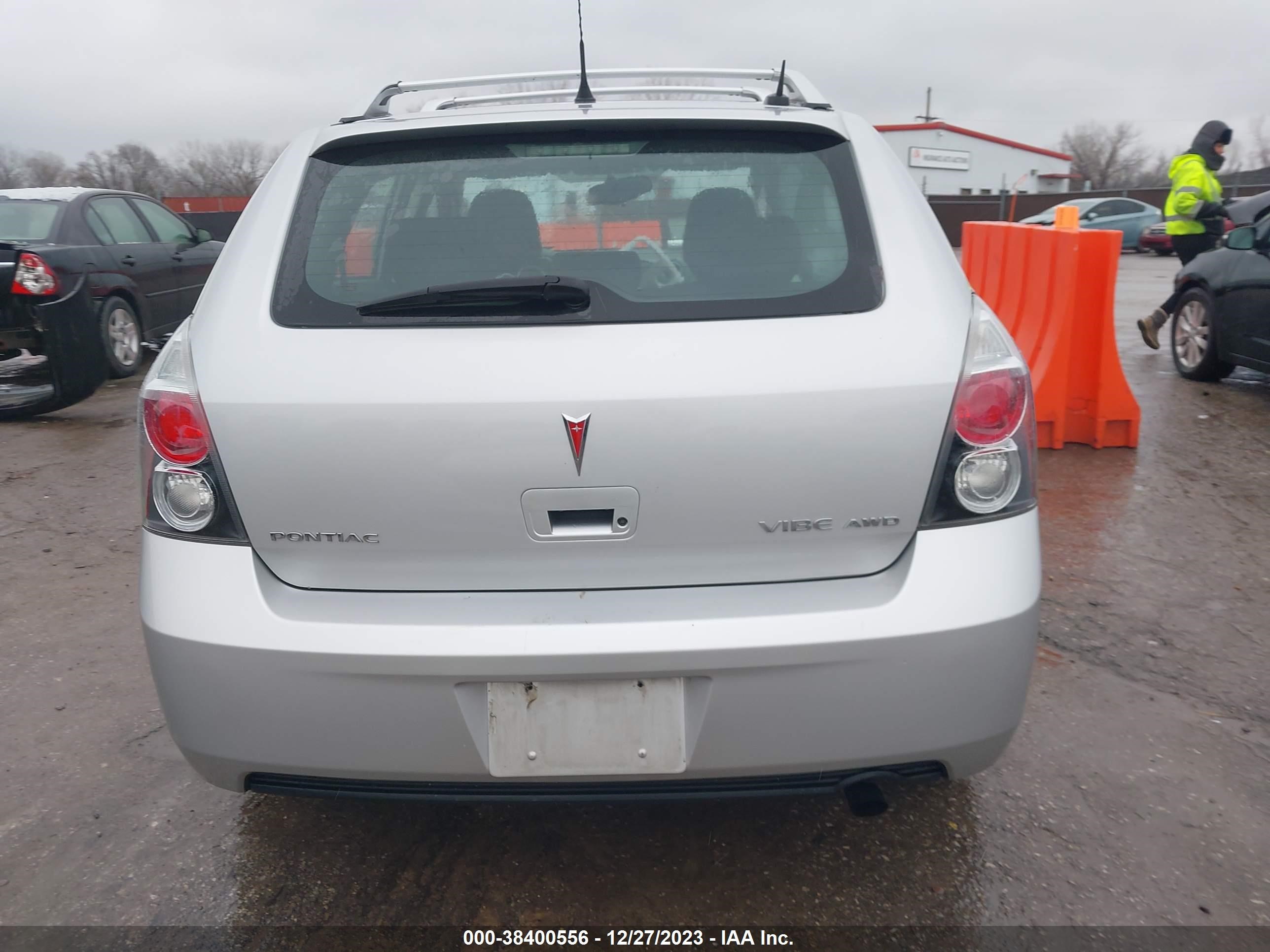 Photo 15 VIN: 5Y2SM67099Z422718 - PONTIAC VIBE 