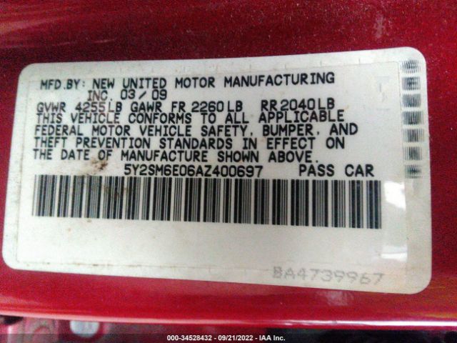 Photo 8 VIN: 5Y2SM6E06AZ400697 - PONTIAC VIBE 