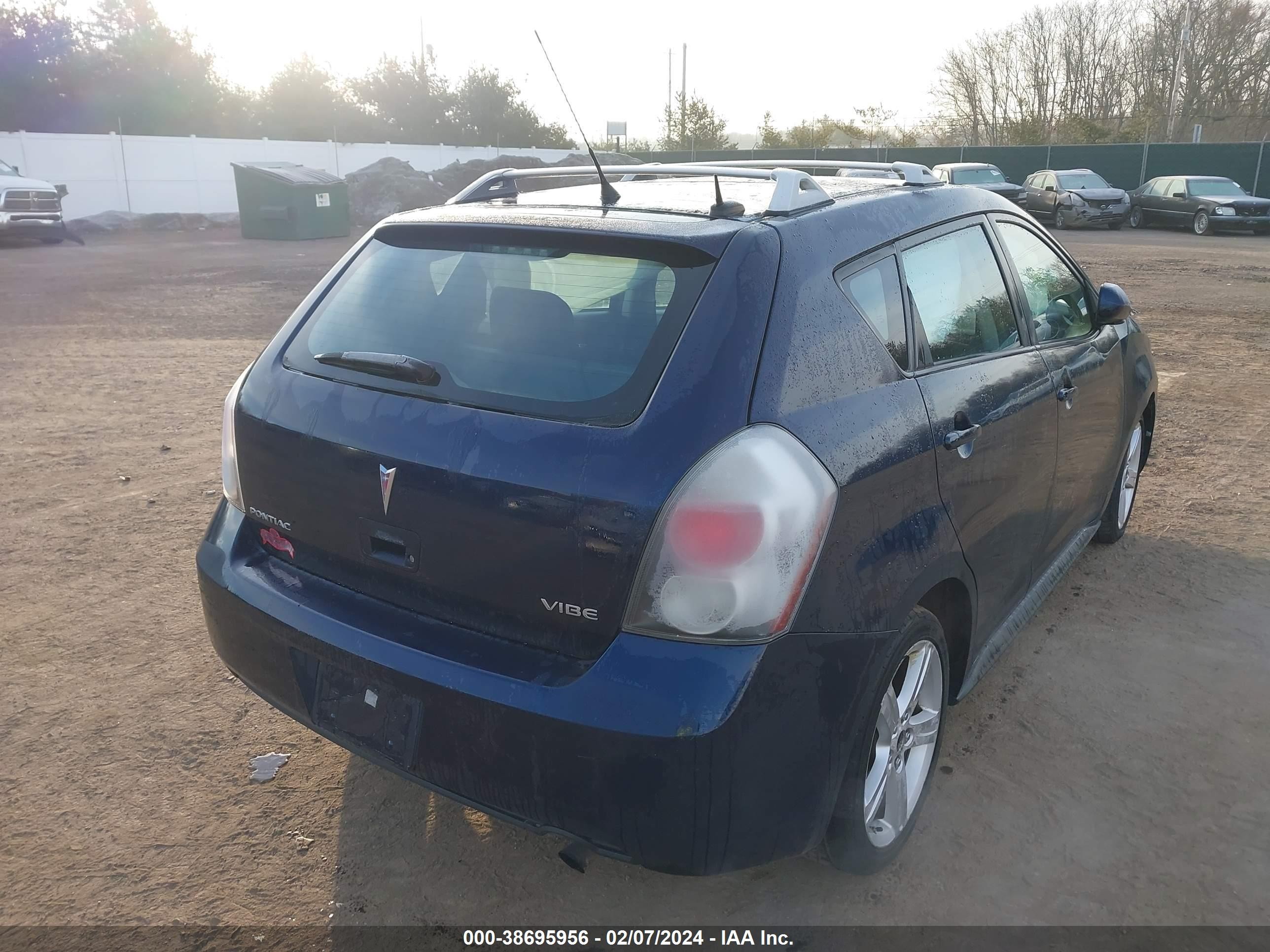 Photo 3 VIN: 5Y2SP67029Z411762 - PONTIAC VIBE 