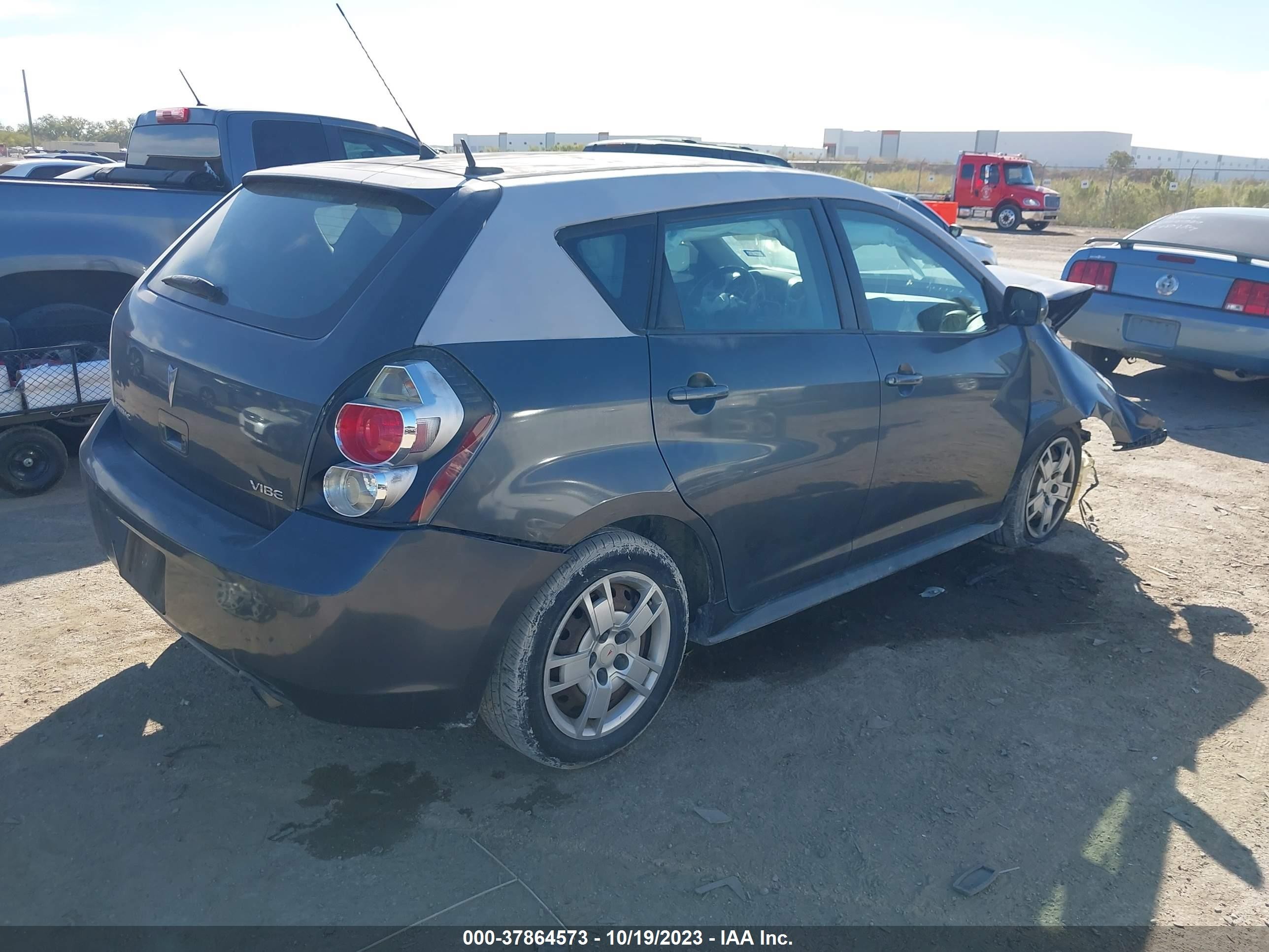 Photo 3 VIN: 5Y2SP67079Z414172 - PONTIAC VIBE 