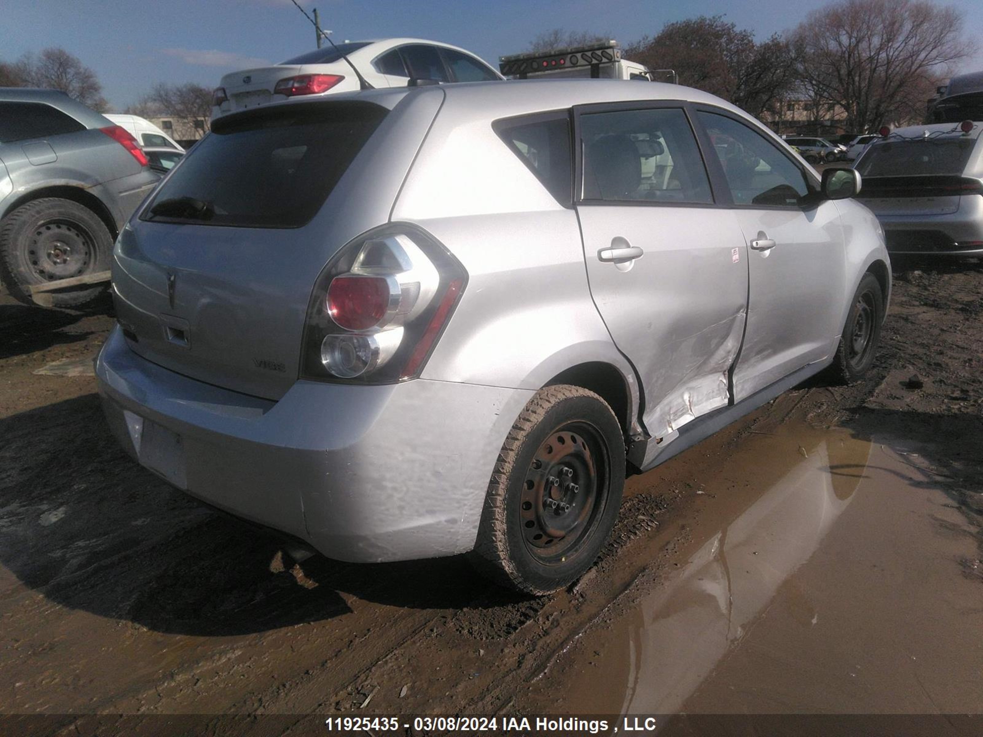 Photo 3 VIN: 5Y2SP670X9Z448591 - PONTIAC VIBE 