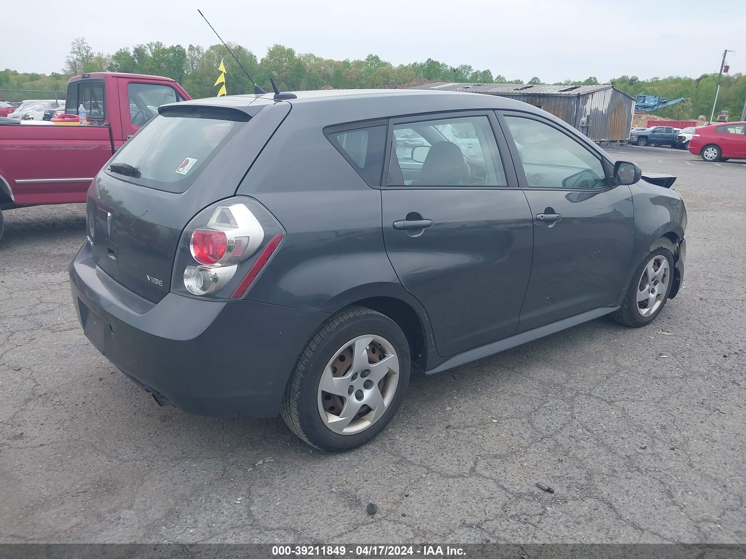 Photo 3 VIN: 5Y2SP67819Z415307 - PONTIAC VIBE 