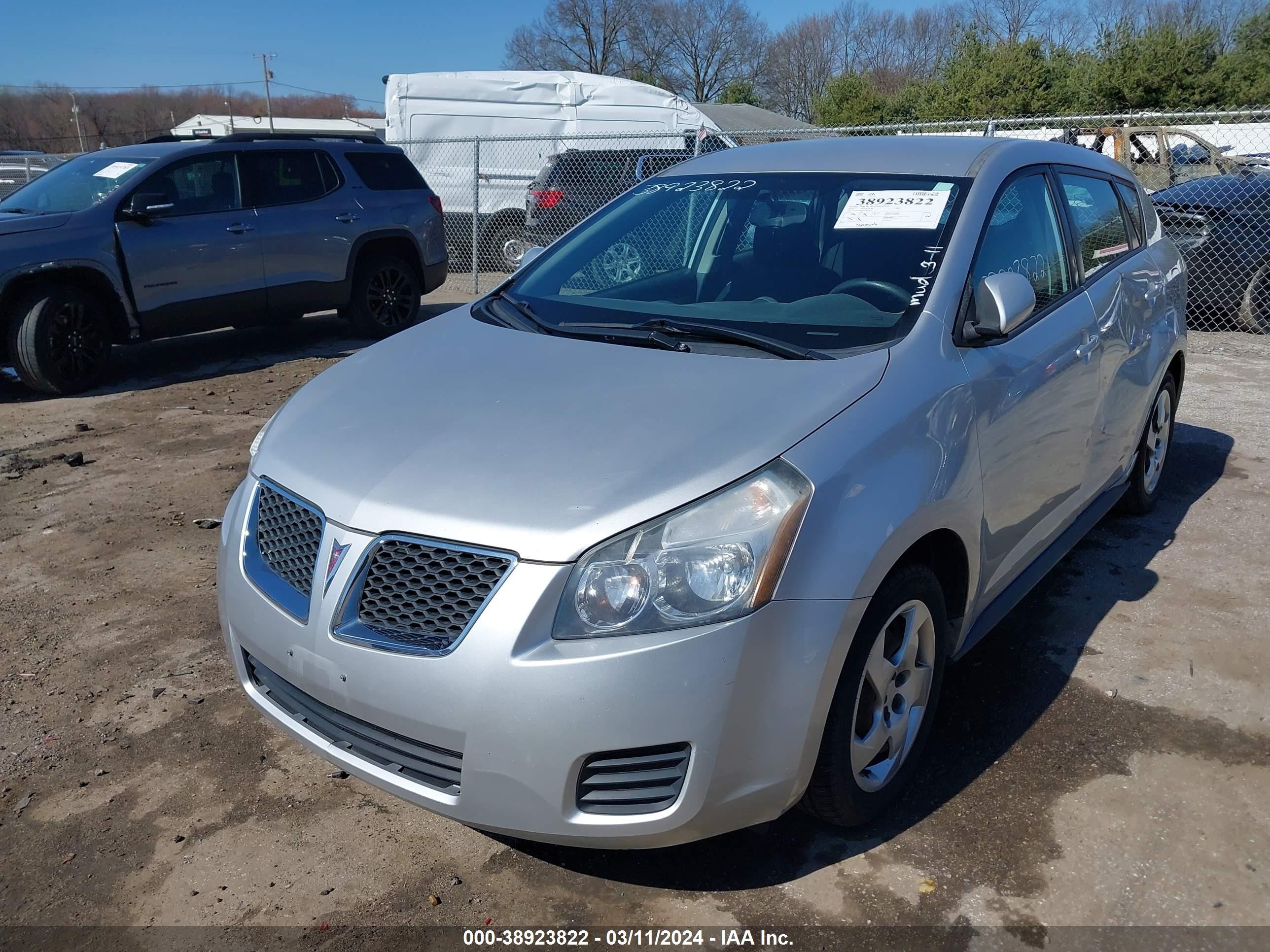 Photo 1 VIN: 5Y2SP678X9Z420912 - PONTIAC VIBE 