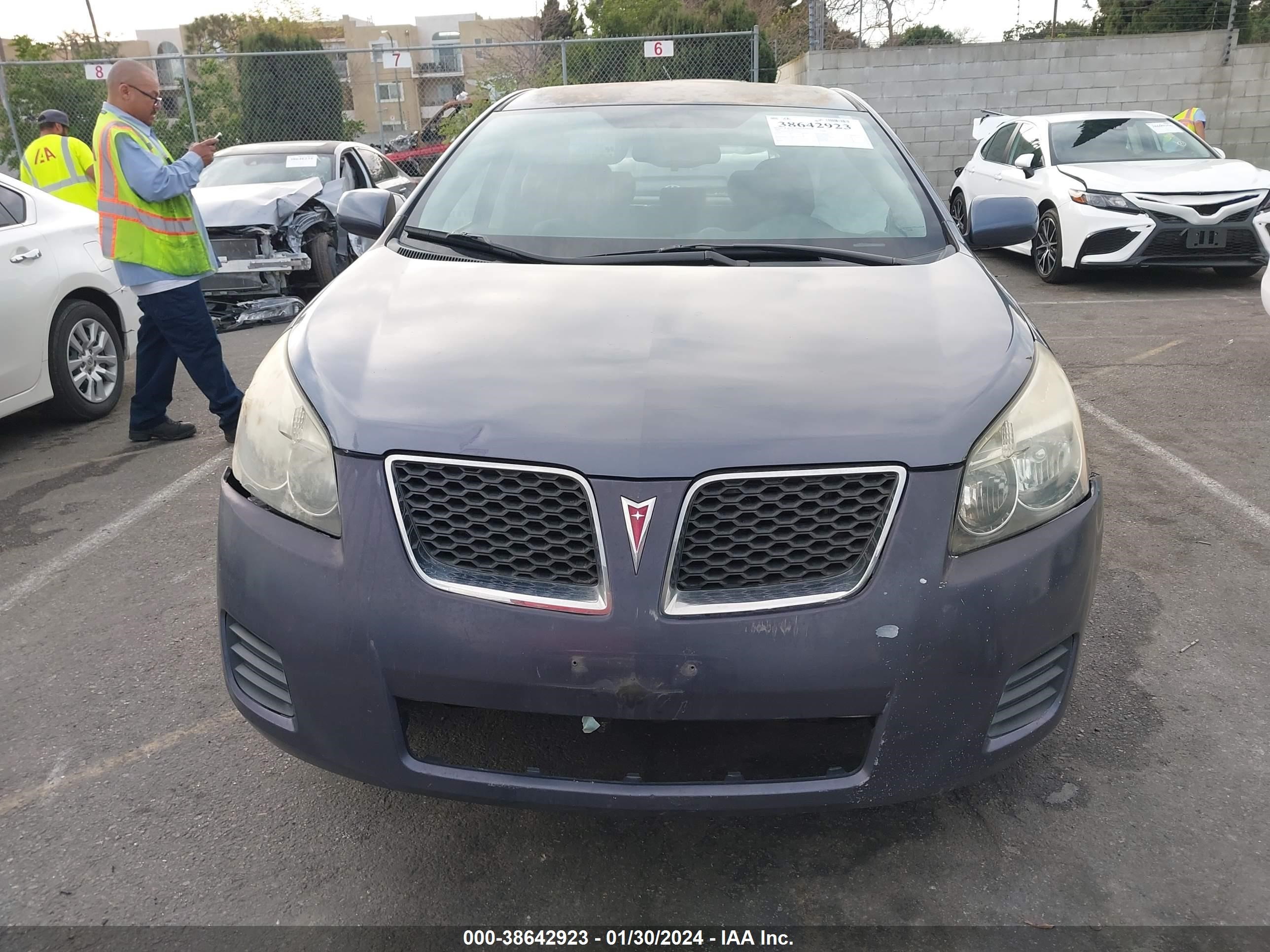 Photo 11 VIN: 5Y2SP678X9Z450752 - PONTIAC VIBE 