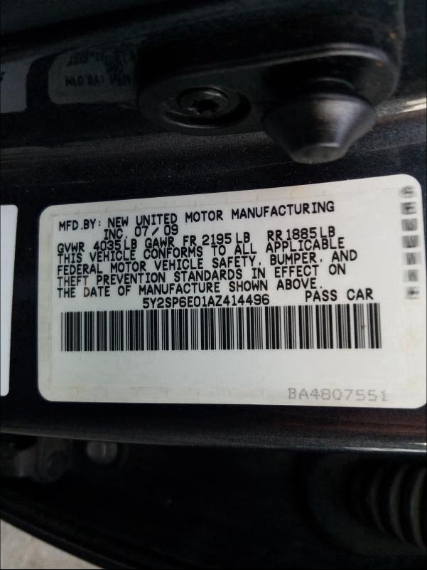 Photo 9 VIN: 5Y2SP6E01AZ414496 - PONTIAC VIBE 