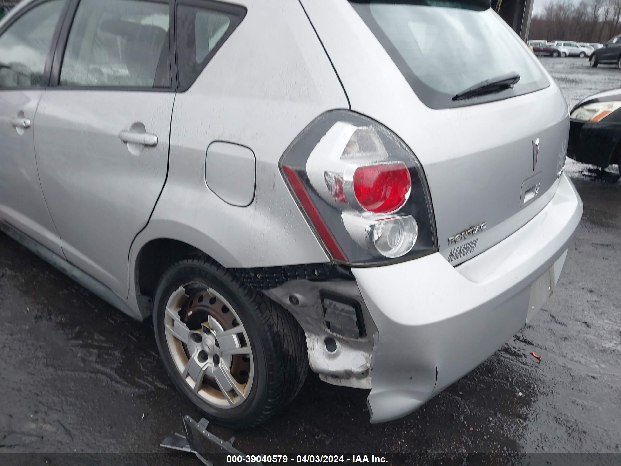 Photo 5 VIN: 5Y2SP6E04AZ403282 - PONTIAC VIBE 