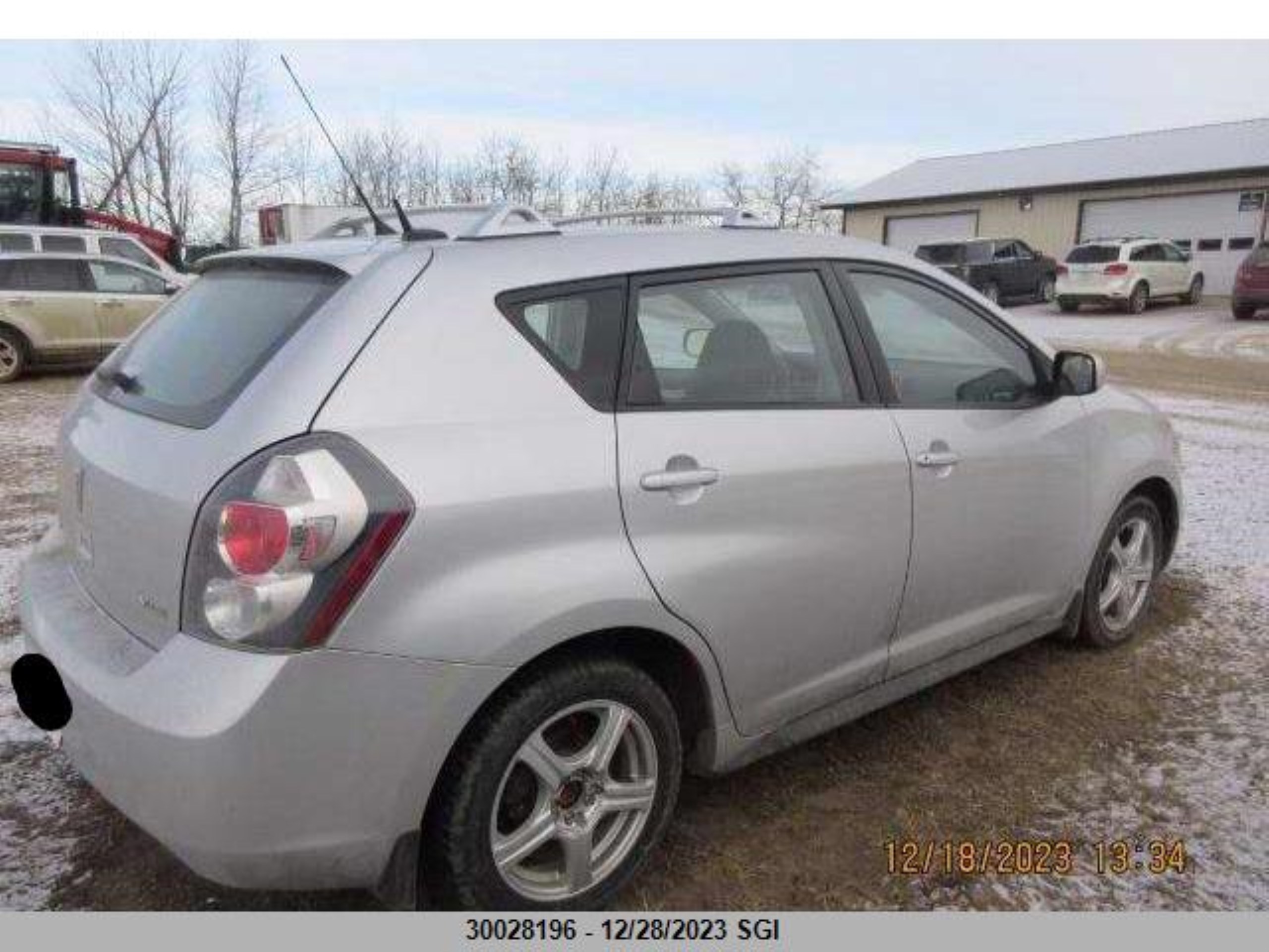 Photo 3 VIN: 5Y2SP6E82AZ411497 - PONTIAC VIBE 