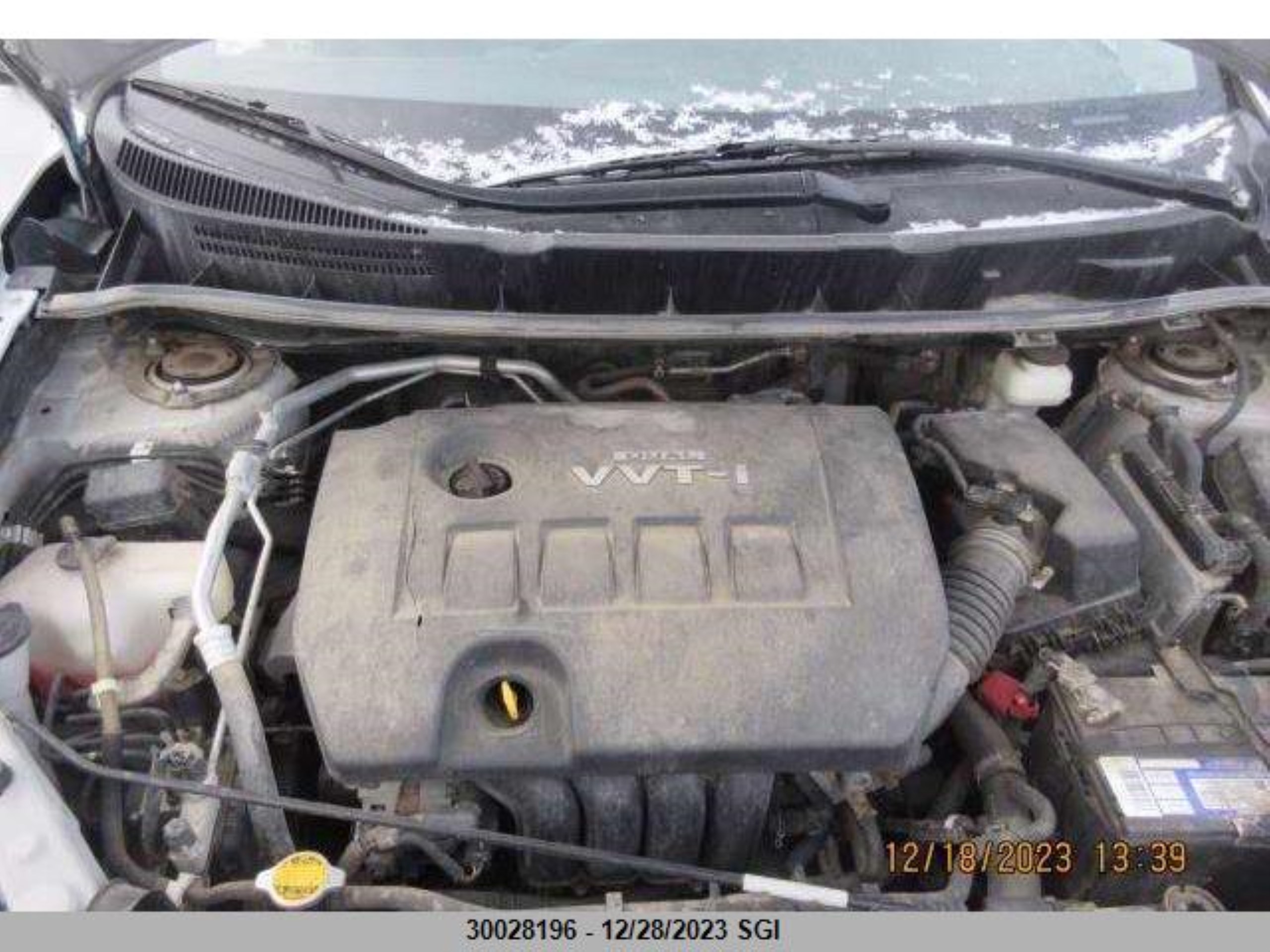 Photo 9 VIN: 5Y2SP6E82AZ411497 - PONTIAC VIBE 