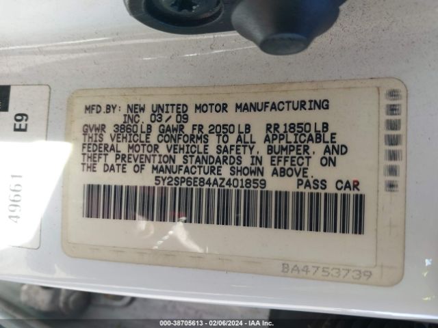 Photo 8 VIN: 5Y2SP6E84AZ401859 - PONTIAC VIBE 