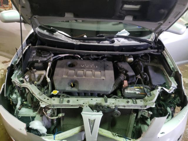 Photo 6 VIN: 5Y2SP6E85AZ411610 - PONTIAC VIBE 