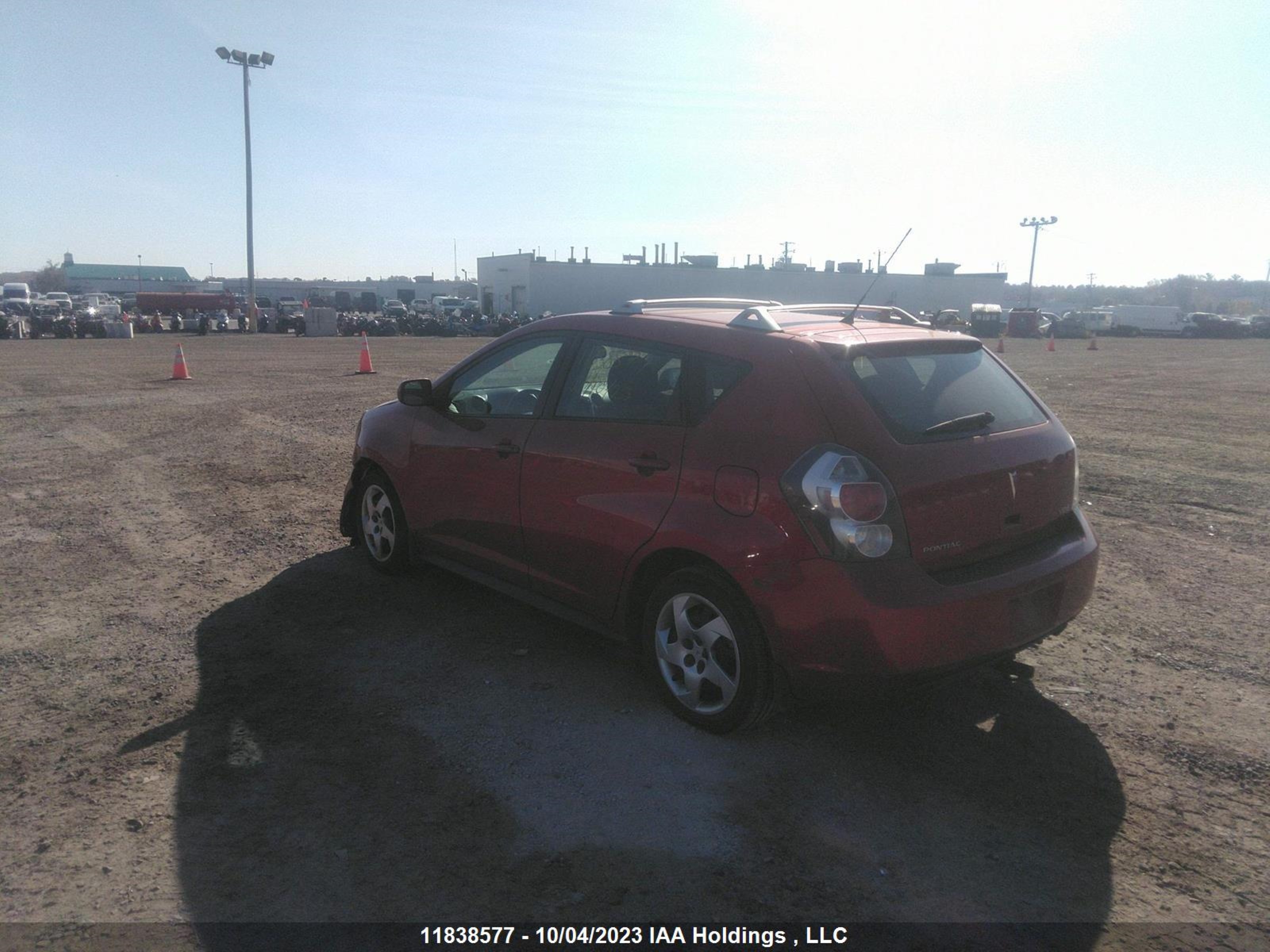 Photo 2 VIN: 5Y2SP6E86AZ416170 - PONTIAC VIBE 