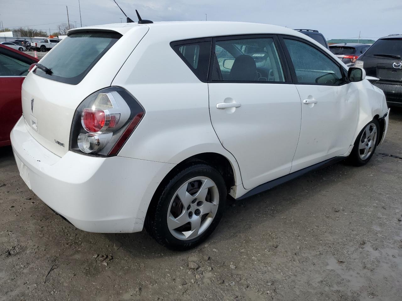 Photo 2 VIN: 5Y2SP6E89AZ413067 - PONTIAC VIBE 