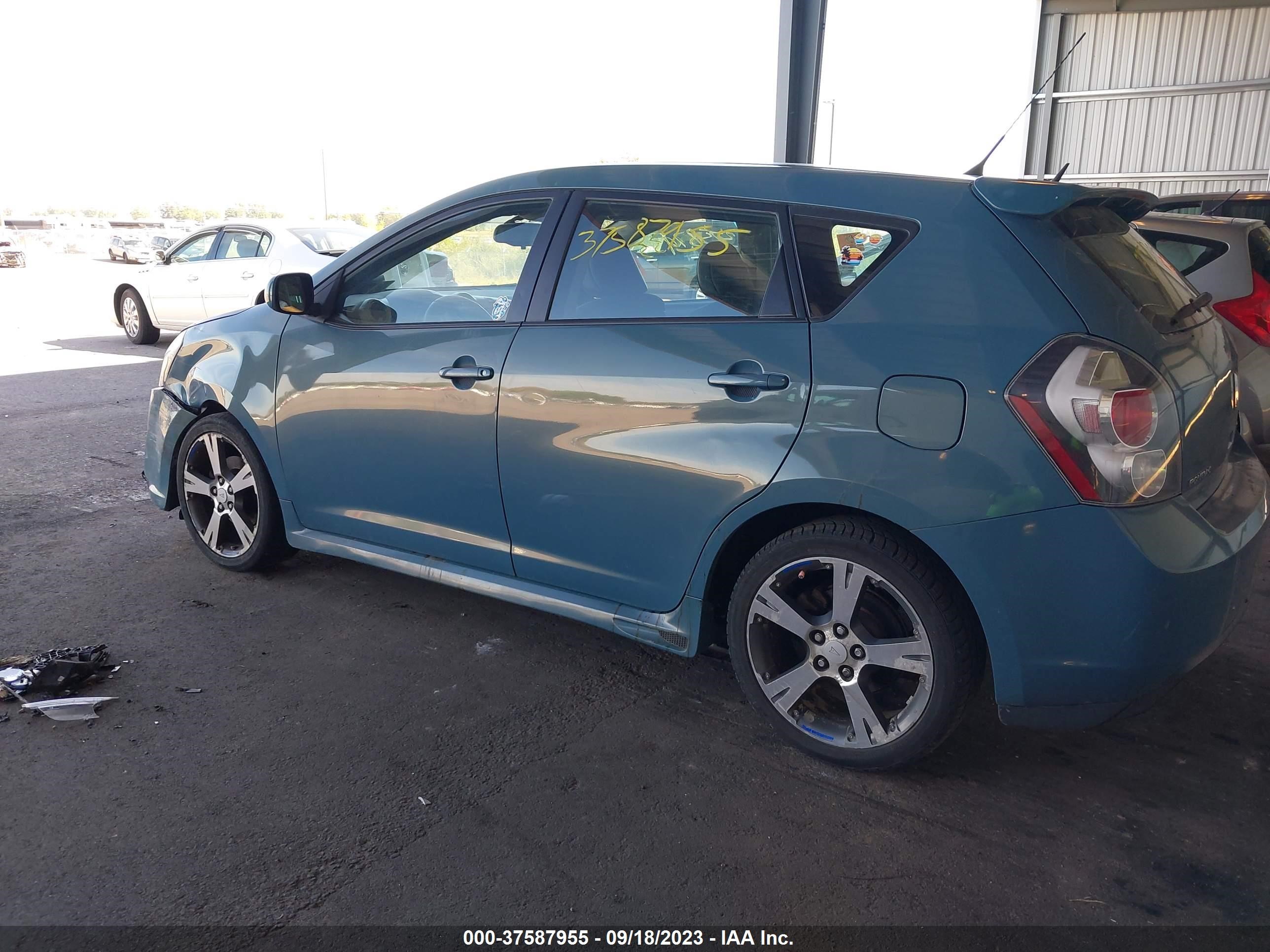 Photo 2 VIN: 5Y2SR67019Z446481 - PONTIAC VIBE 