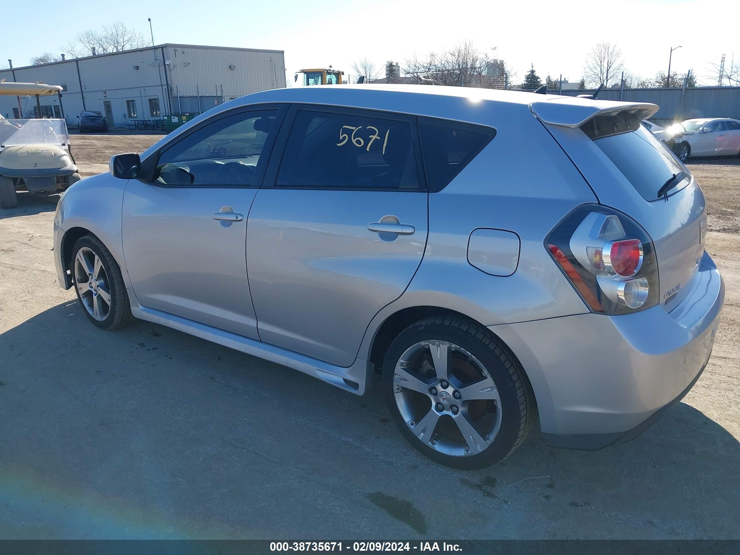 Photo 2 VIN: 5Y2SR670X9Z461853 - PONTIAC VIBE 