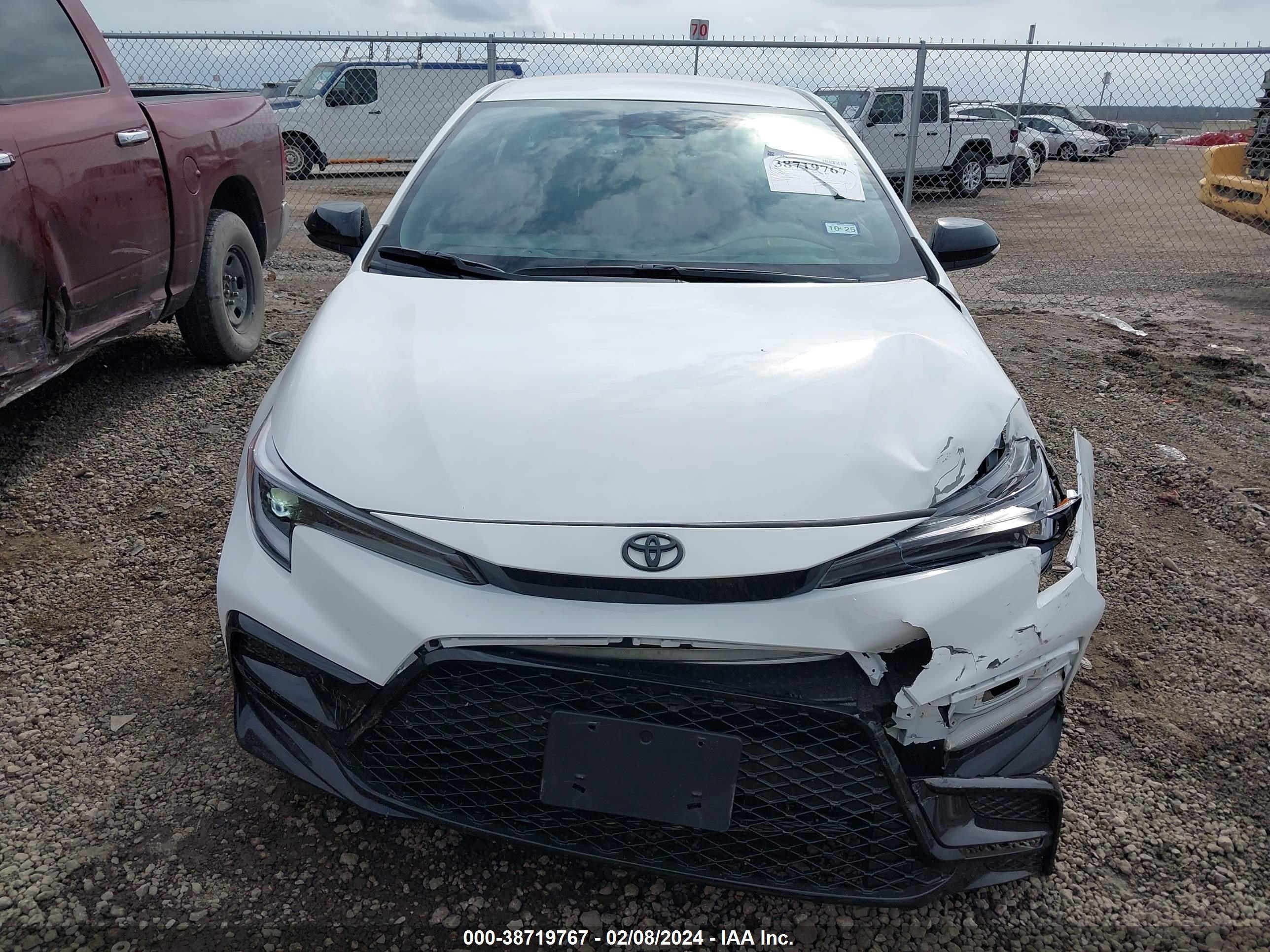 Photo 11 VIN: 5YFB4MCE9RP172929 - TOYOTA COROLLA 