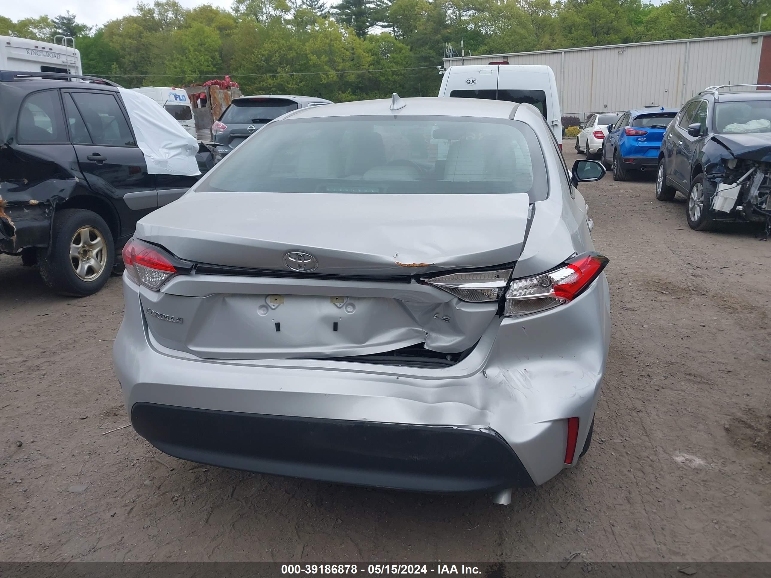 Photo 15 VIN: 5YFB4MDE1RP137445 - TOYOTA COROLLA 