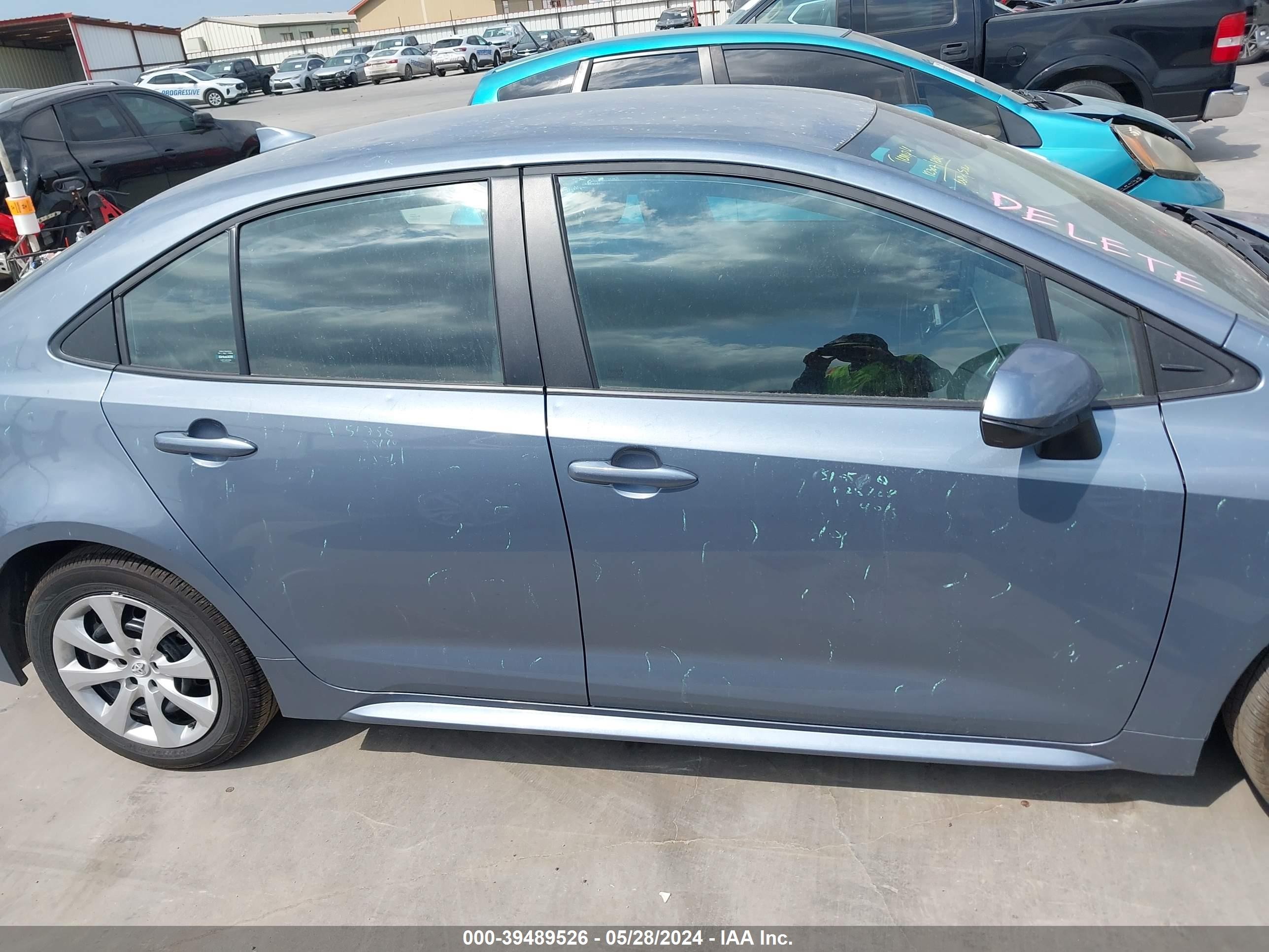 Photo 12 VIN: 5YFB4MDE2RP116569 - TOYOTA COROLLA 