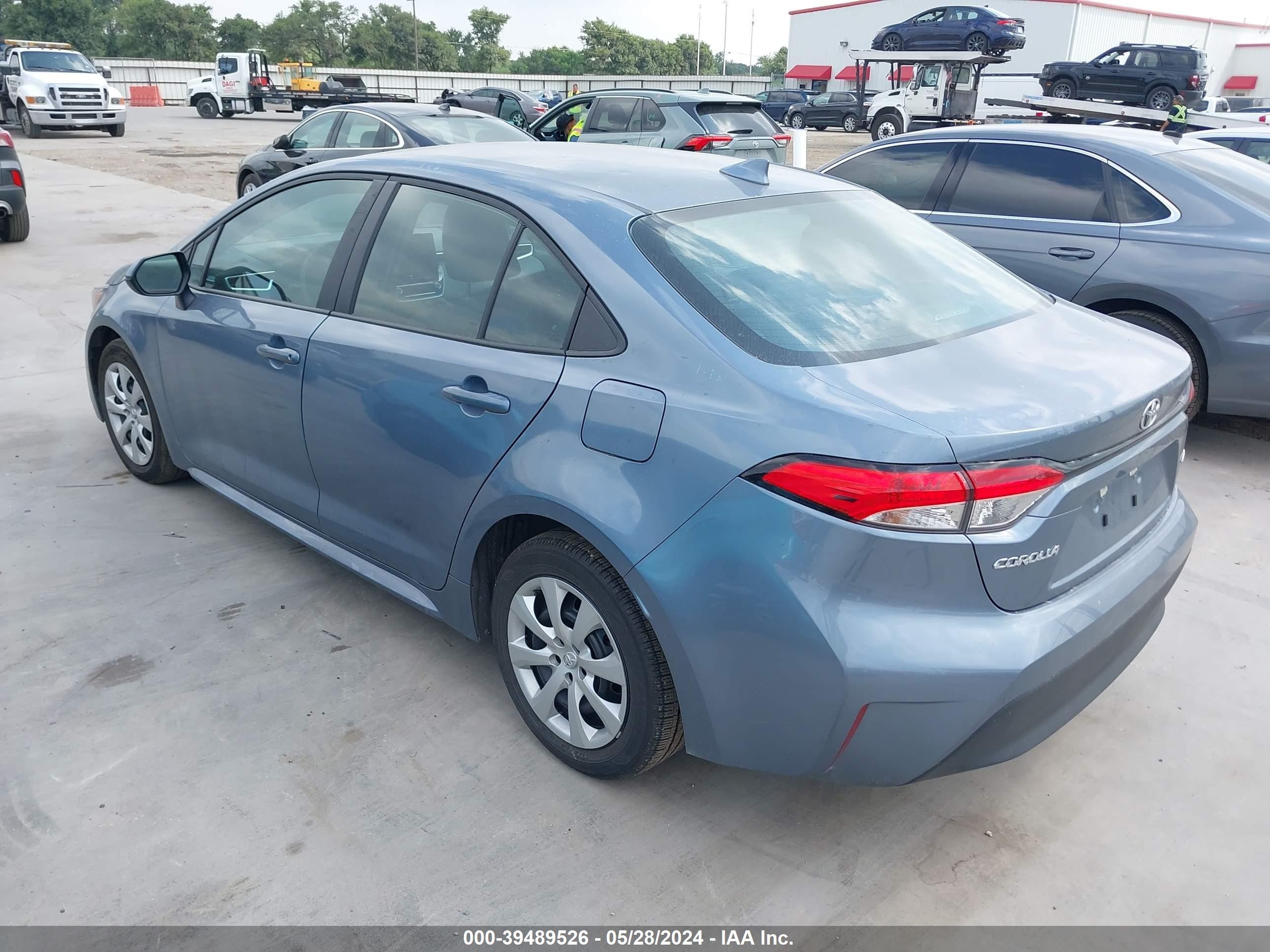 Photo 2 VIN: 5YFB4MDE2RP116569 - TOYOTA COROLLA 