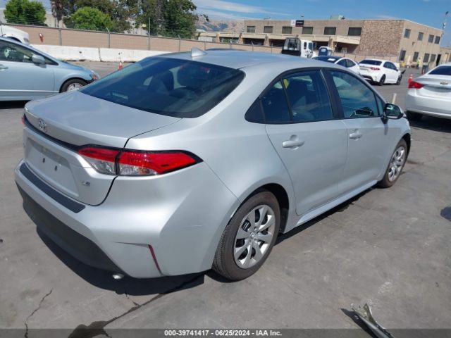 Photo 3 VIN: 5YFB4MDE2RP136367 - TOYOTA COROLLA 