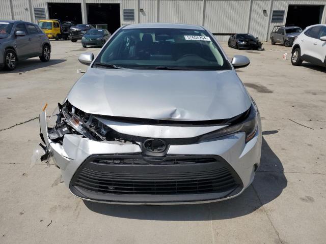 Photo 4 VIN: 5YFB4MDE3PP056766 - TOYOTA COROLLA LE 