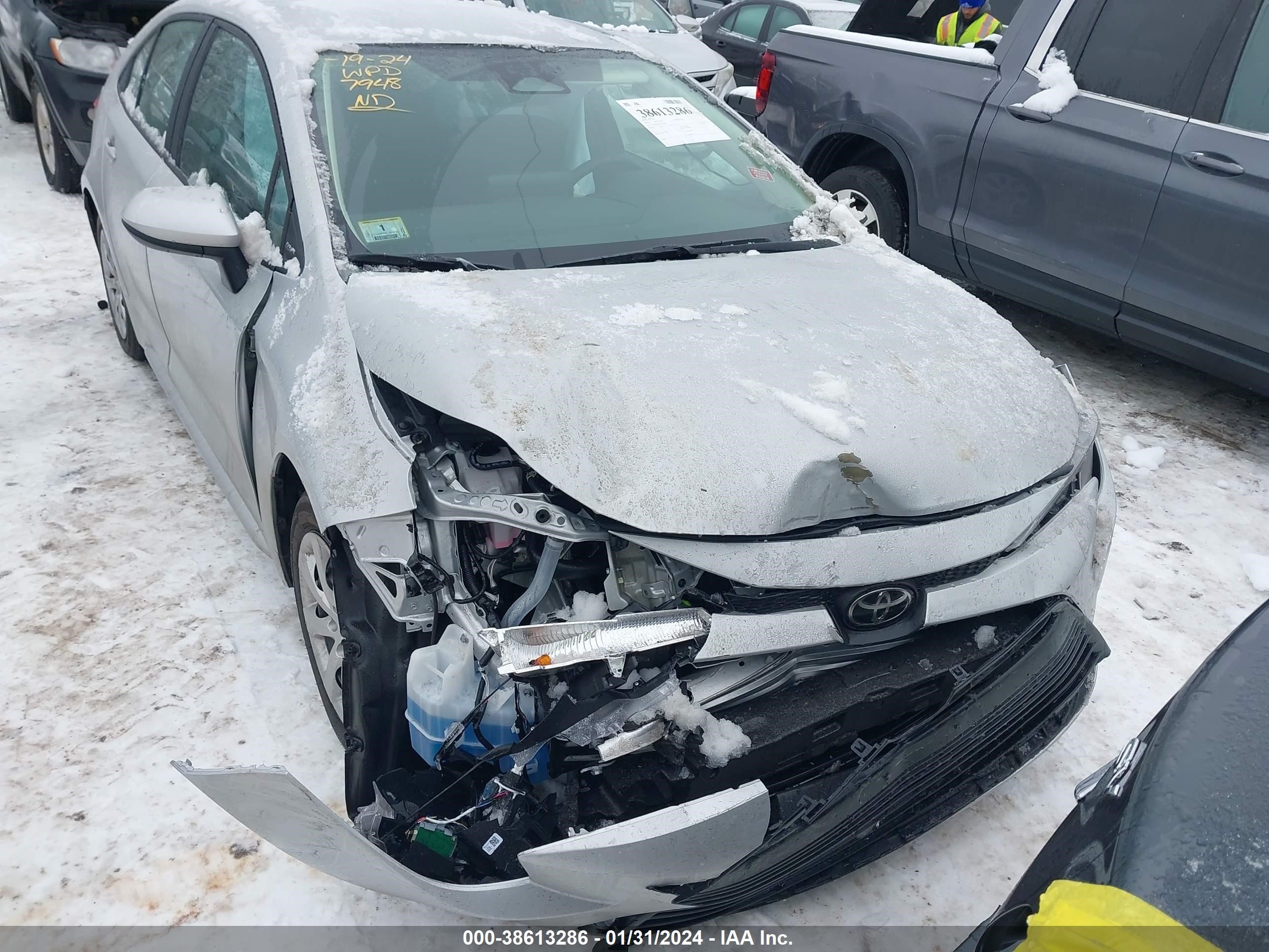 Photo 11 VIN: 5YFB4MDE4RP117948 - TOYOTA COROLLA 