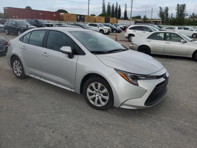 Photo 3 VIN: 5YFB4MDE4RP165451 - TOYOTA COROLLA LE 