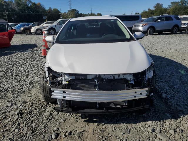 Photo 4 VIN: 5YFB4MDE5PP023896 - TOYOTA COROLLA LE 