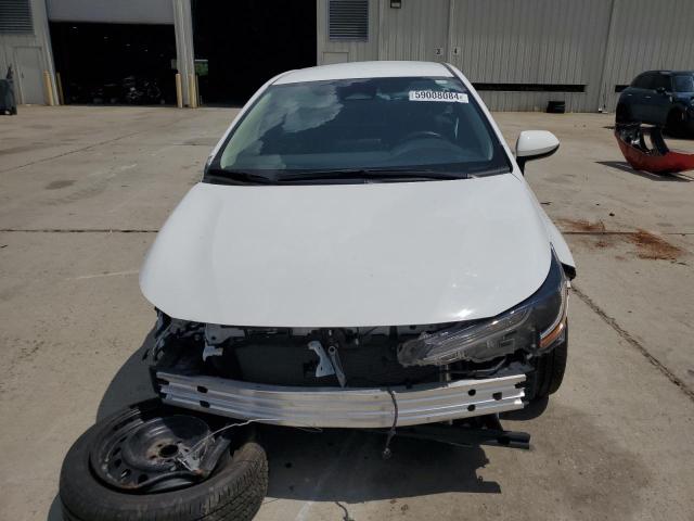 Photo 4 VIN: 5YFB4MDE7PP003195 - TOYOTA COROLLA LE 