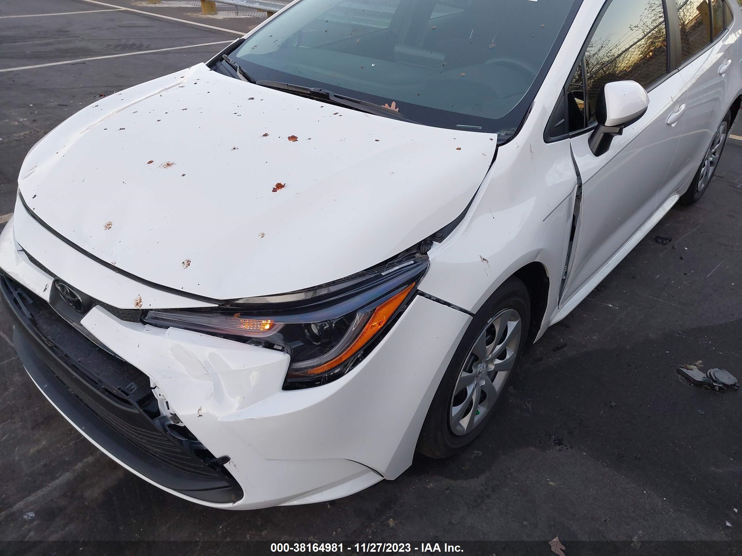 Photo 11 VIN: 5YFB4MDE7RP093354 - TOYOTA COROLLA 