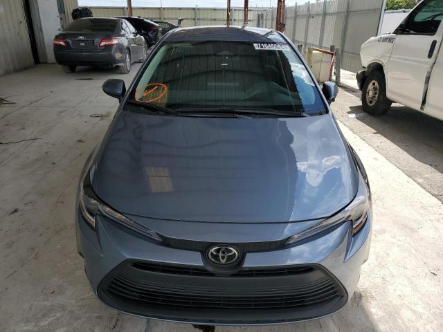 Photo 4 VIN: 5YFB4MDE8PP051269 - TOYOTA COROLLA LE 