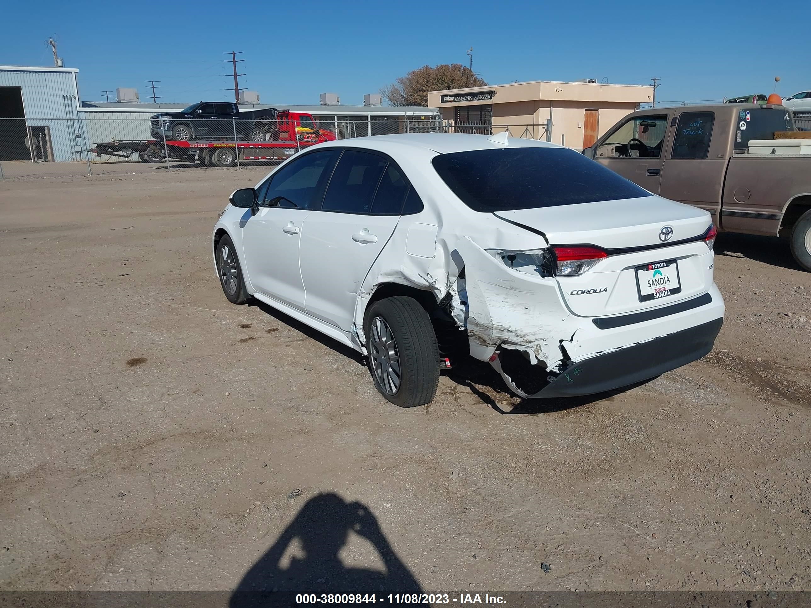 Photo 2 VIN: 5YFB4MDEXPP024834 - TOYOTA COROLLA 