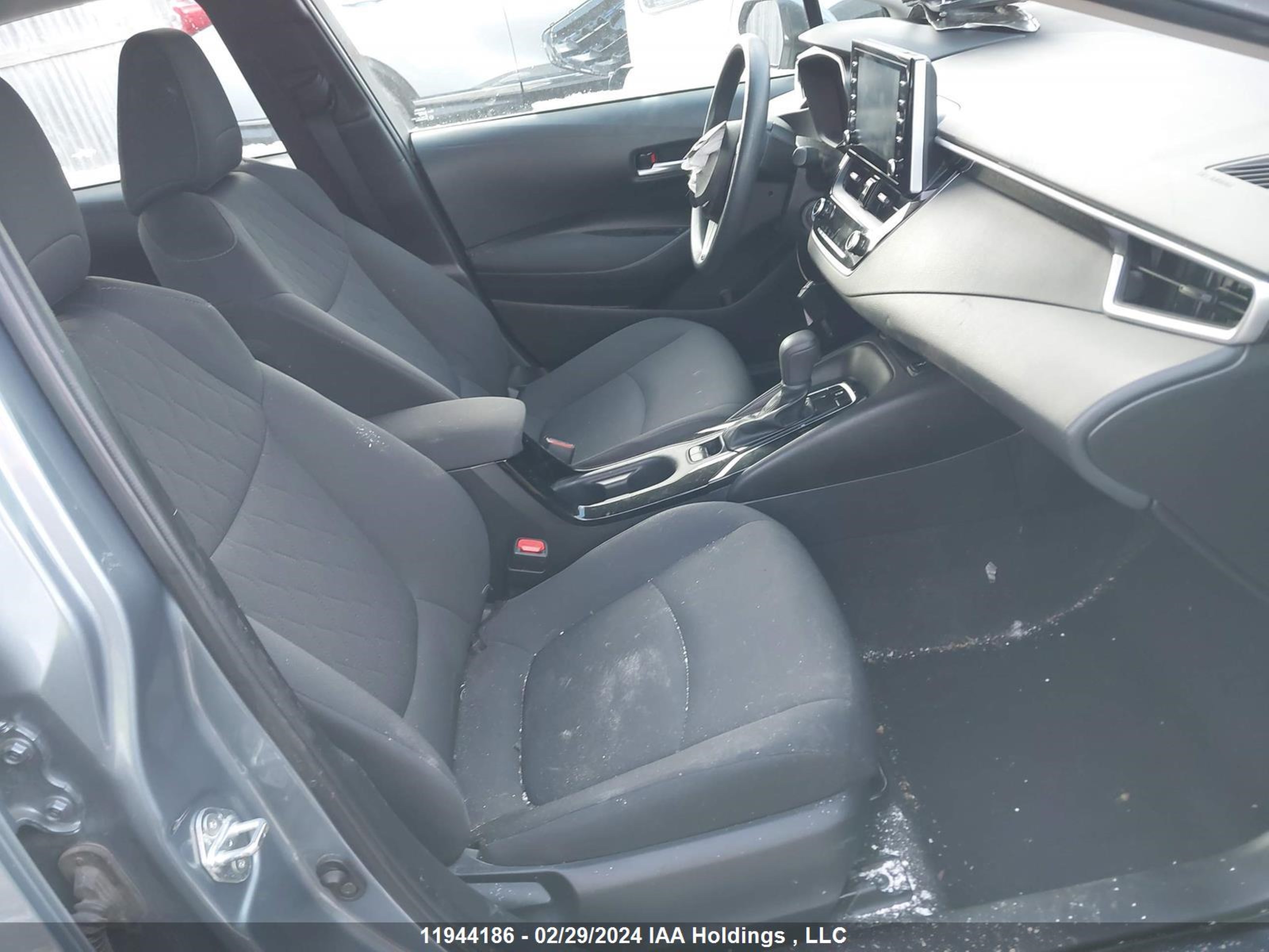 Photo 4 VIN: 5YFBPMBE2MP239596 - TOYOTA COROLLA 