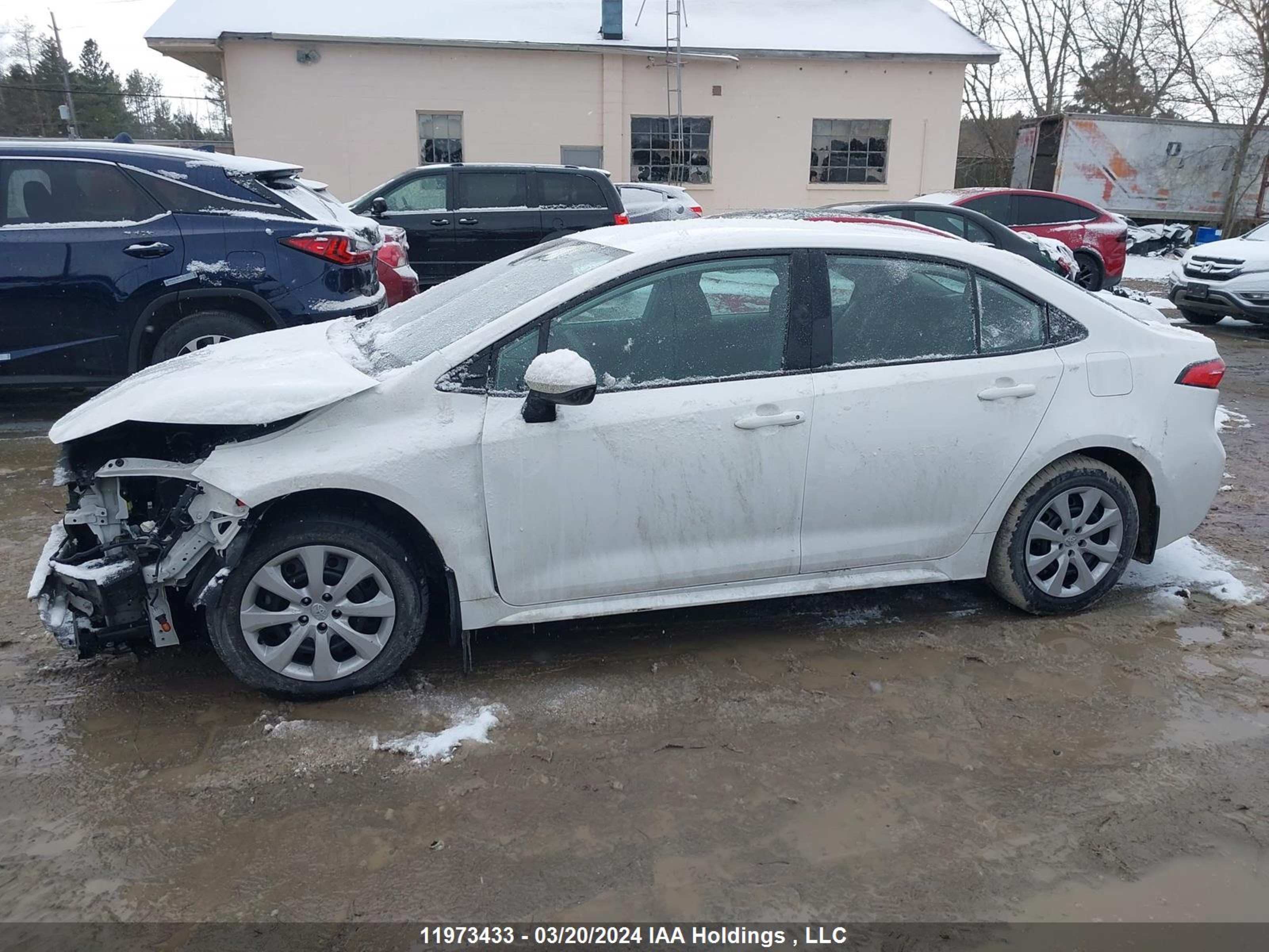 Photo 14 VIN: 5YFBPMBE4NP283374 - TOYOTA COROLLA 